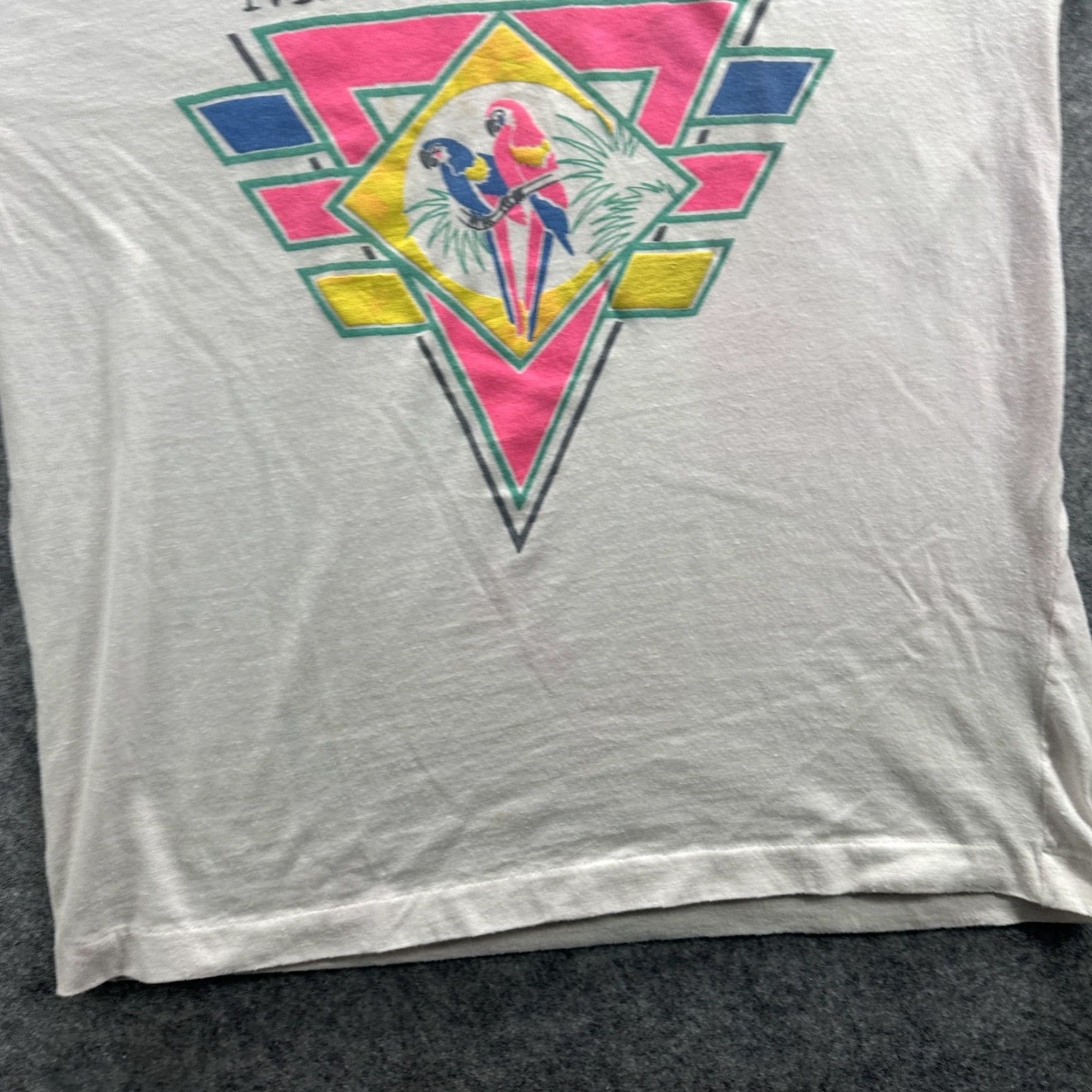 Vintage VINTAGE Sunset Mazatlan White Parrot Graphic 80s Mexico Tee Shirt Mens Medium 80s Parrot Graphic Sunset Souvenir Mexico Tour Shirt Mens Size US L / EU 52-54 / 3 - 5 Thumbnail