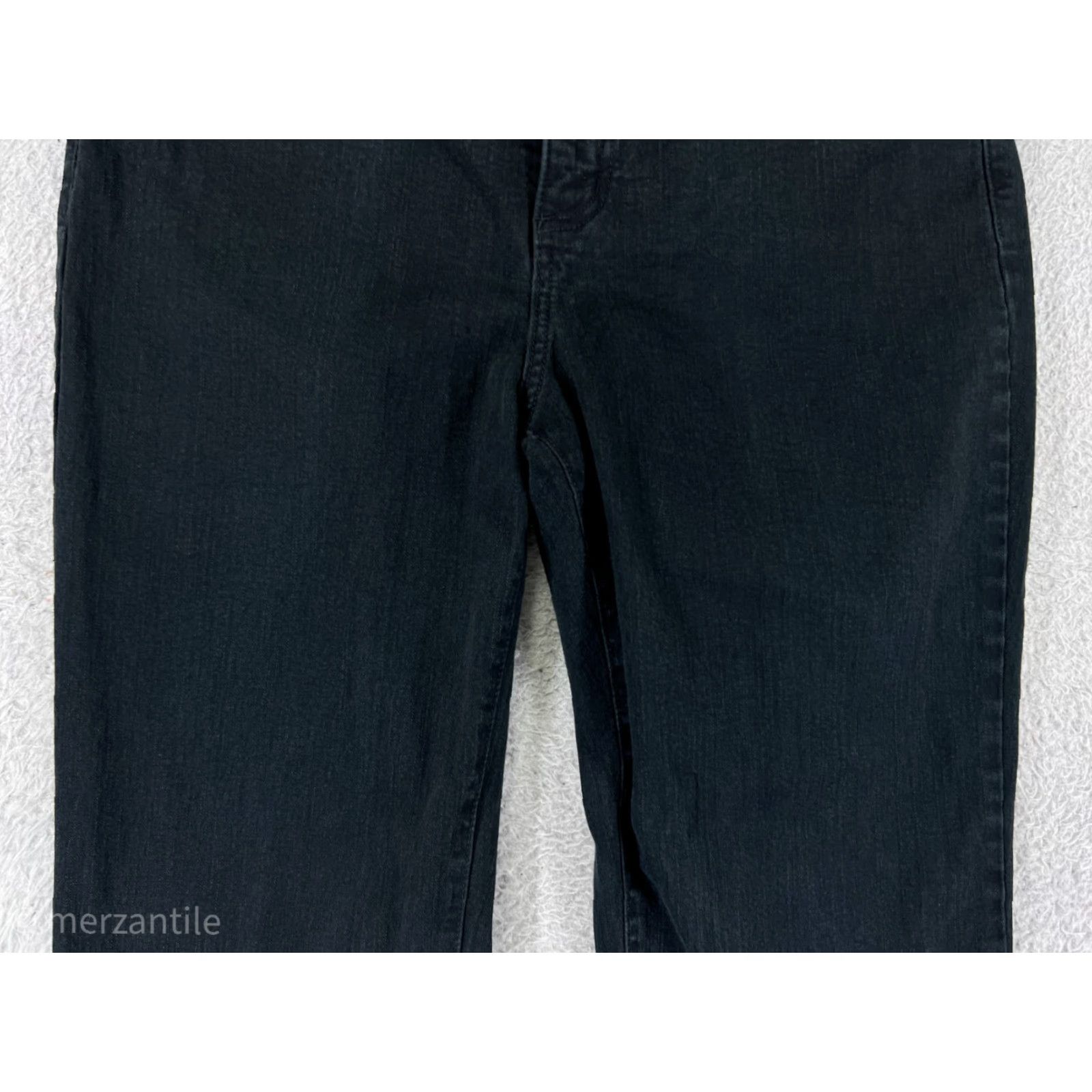 NYDJ NYDJ Jeans Womens 10 Black Denim Capri Cotton Made USA Size 32" / US 10 / IT 46 - 7 Thumbnail