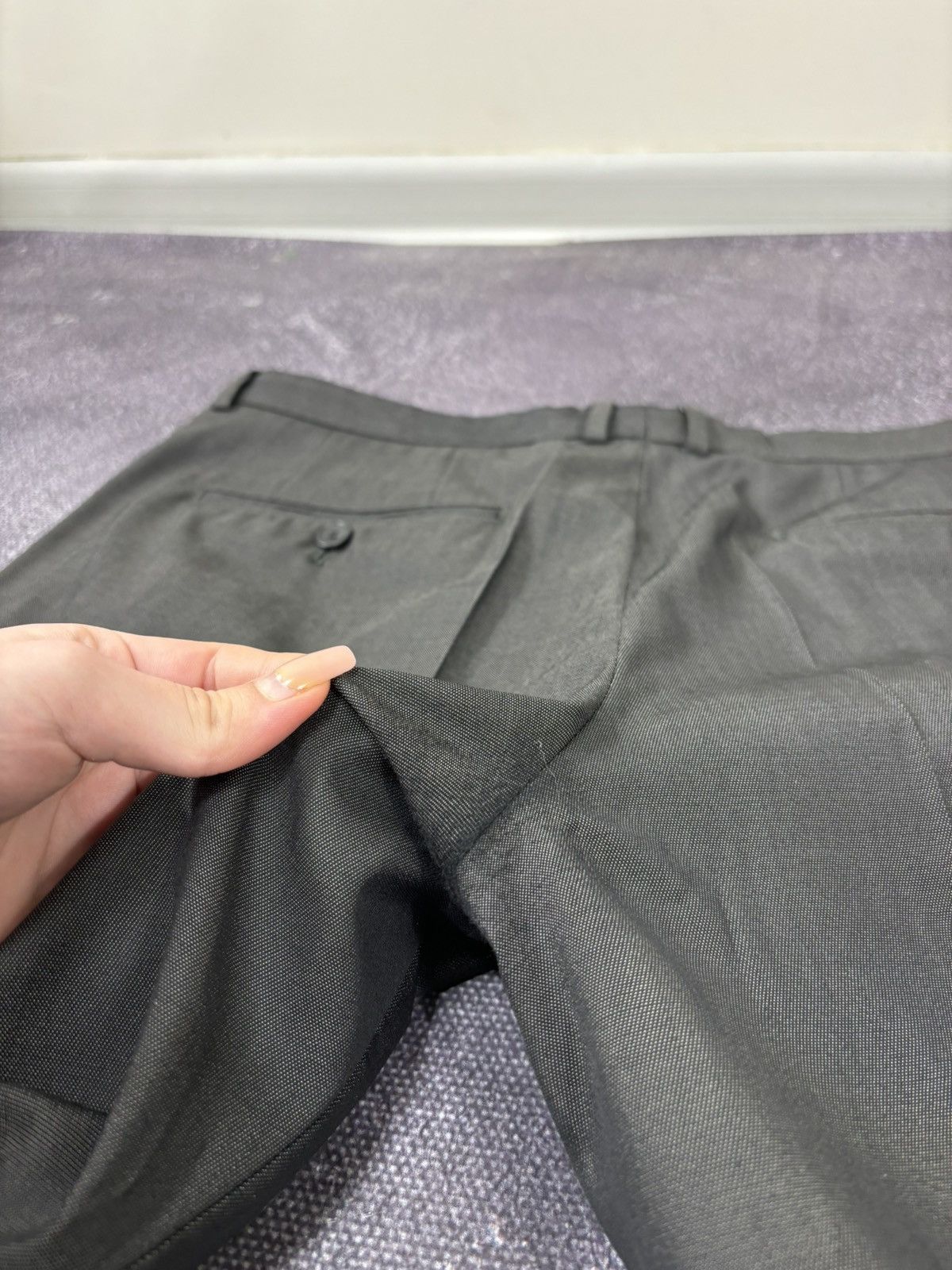 Hugo Boss Hugo Boss Men’s 2-Piece Formal Classic Luxury Wool Suit Size 42R - 24 Thumbnail