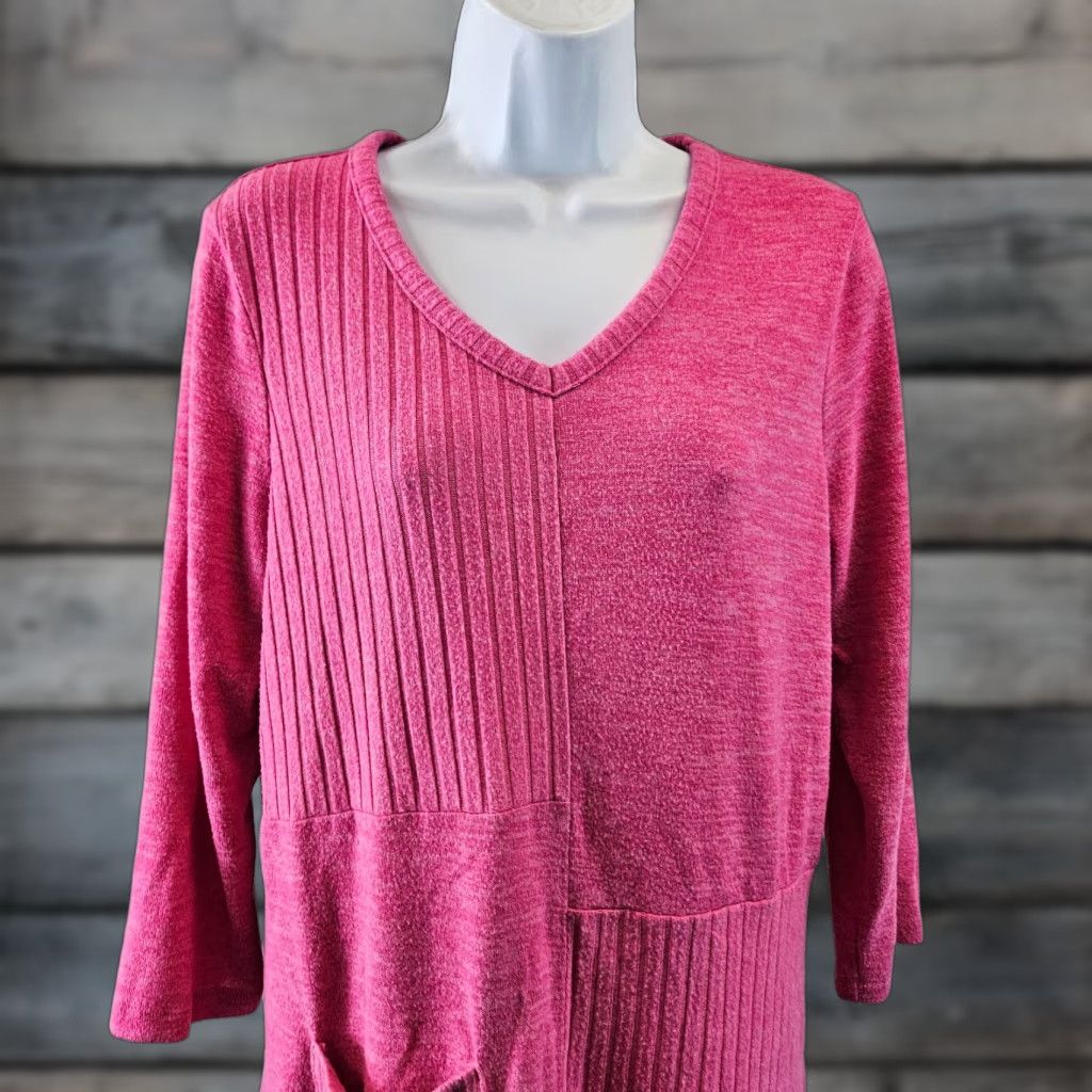 Vintage Chico's Womens Top Shirt 3/4 Sleeve V-Neck Pink Pocket Rayon Blend Polyester Spandex Solid M Womens Size M / US 6-8 / IT 42-44 - 1 Thumbnail