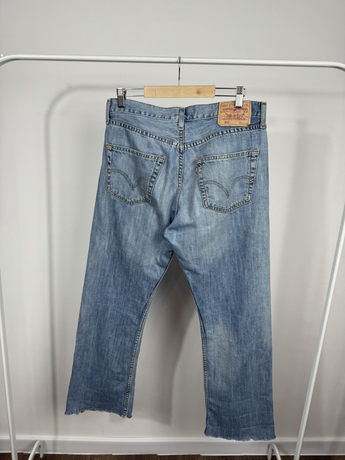 Levi's Vintage Levi’s 501 Straight Leg Jeans Light Wash Denim W32 Size US 32 / EU 48 - 2 Thumbnail