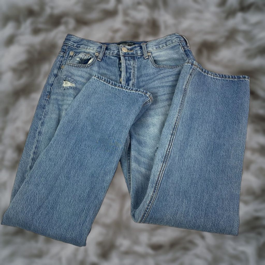 Vintage VINTAGE Aeropostale 90s Baggy High Rise Womens Jeans Distressed 10 Button Fly Blues Blue 90s Baggy Womens Jeans Size 10 Distressed Button Fly Size 32" / US 10 / IT 46 - 1 Thumbnail