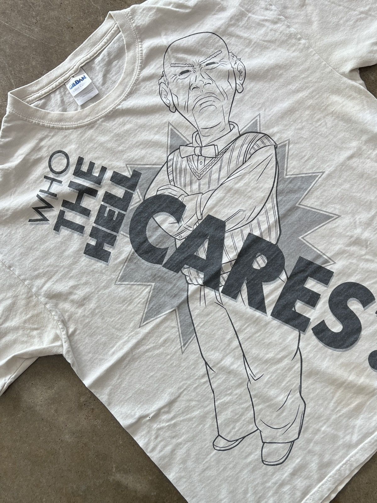 Vintage Vintage Jeff Dunham and Walter Who the Hell Cares Tee Large Size US L / EU 52-54 / 3 - 1 Thumbnail