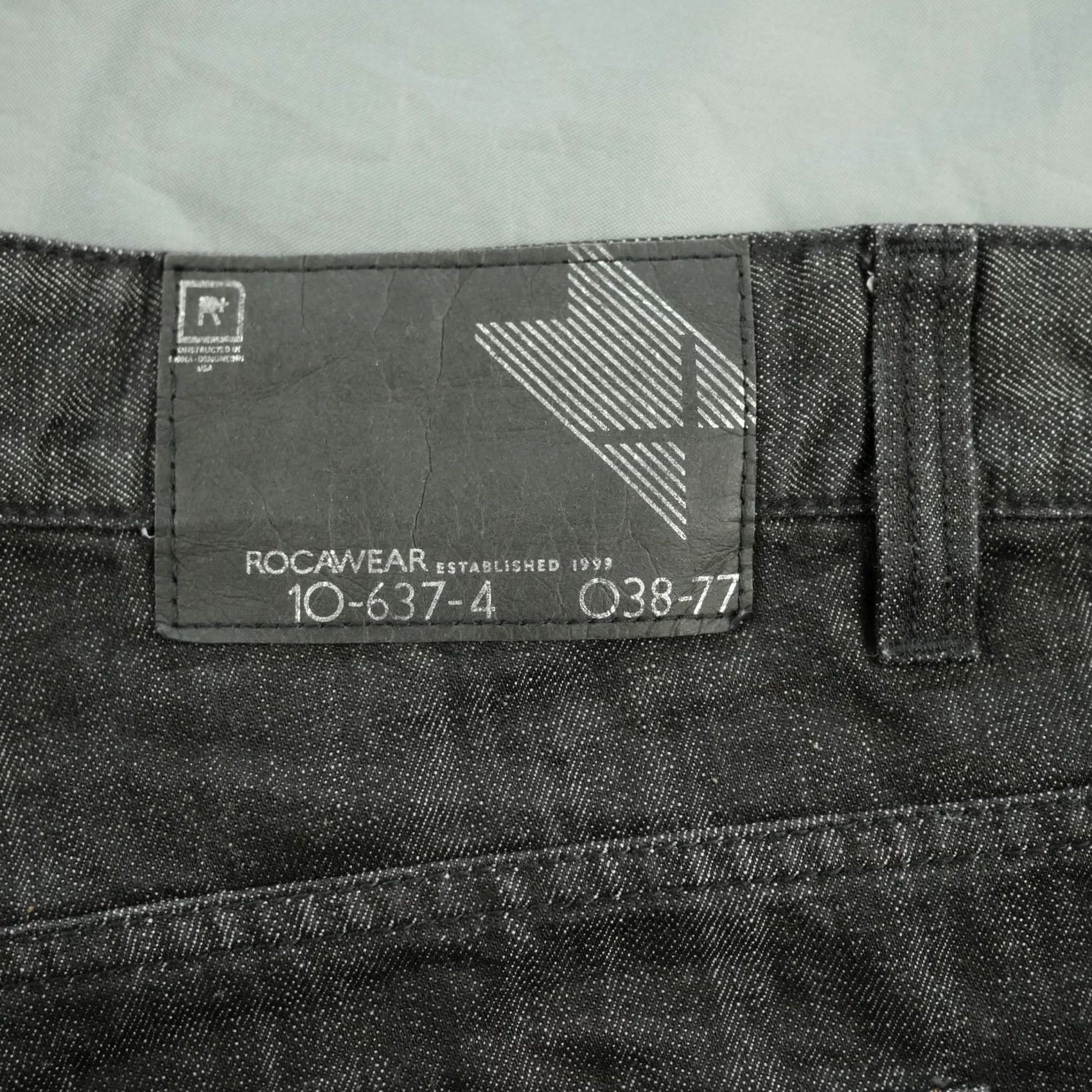 Rocawear Rocawear Shorts Mens 44 Black Denim Original Fit Streetwear Long Relaxed Logo Size US 44 / EU 60 - 5 Thumbnail