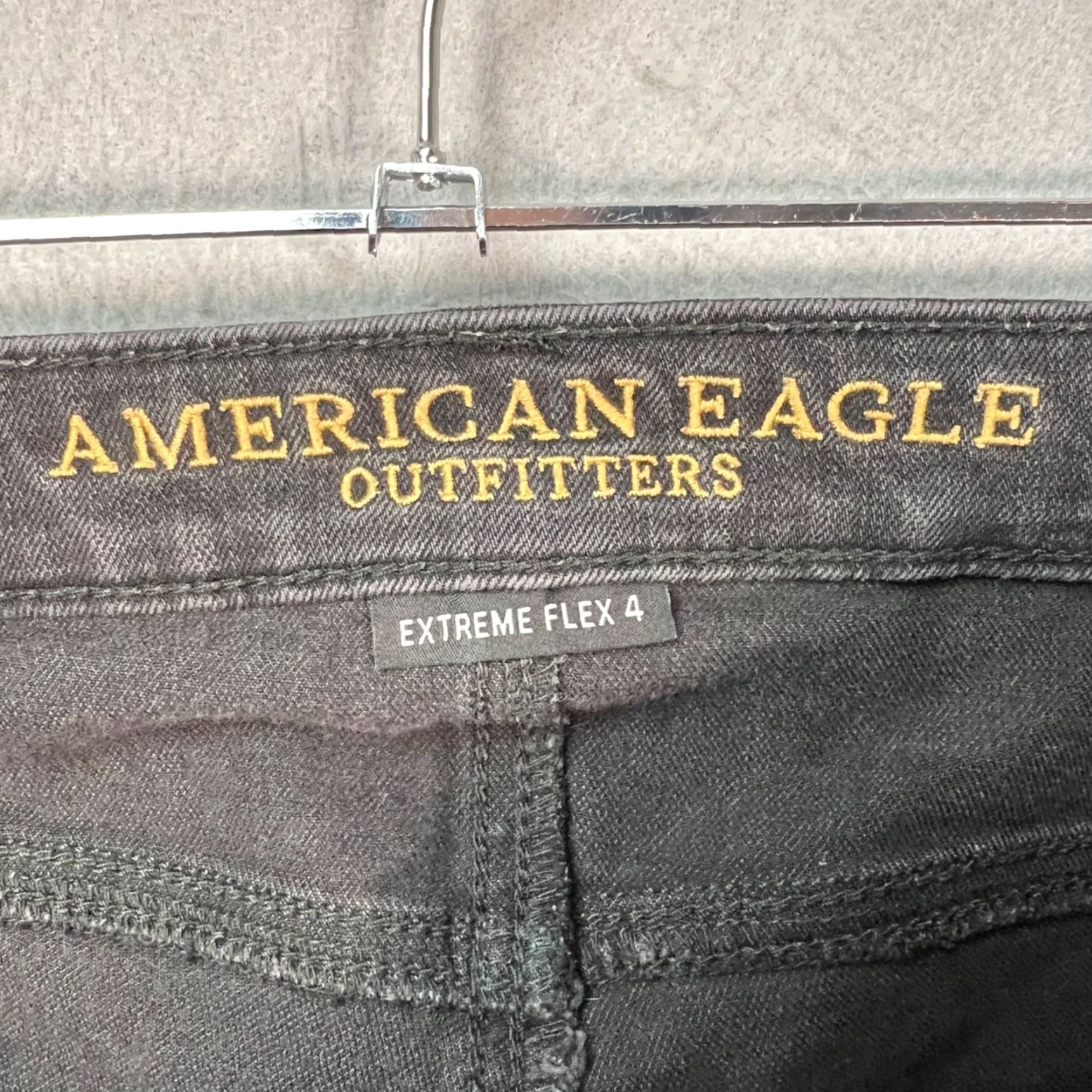 American Eagle Outfitters American Eagle Outfitters Mens Jeans 30x29 Black Denim 5-Pocket Straight Zip COTTON POLYESTER Vintage No Adults Mens Jeans Size US 30 / EU 46 - 3 Thumbnail
