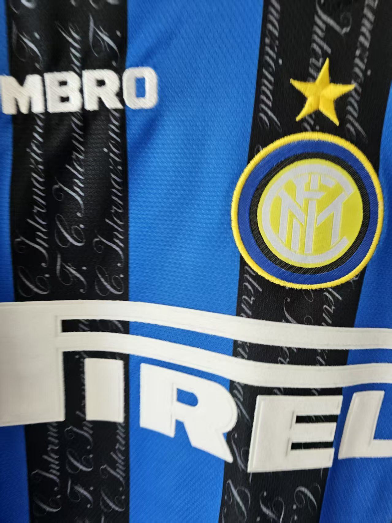 Other 1997 1998 Inter Milan Football Jersey Longsleeve M Size US M / EU 48-50 / 2 - 4 Thumbnail