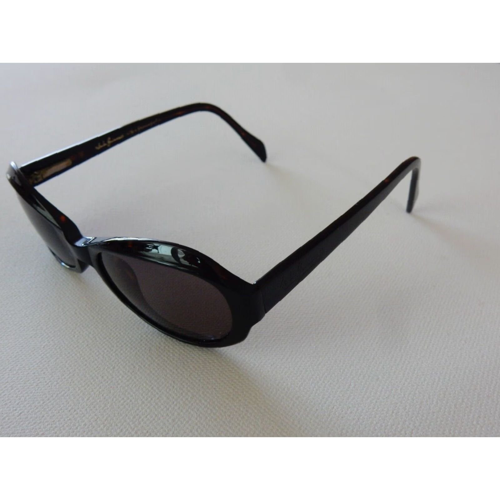 Vintage VINTAGE Lulu Guinness Sunglasses Women Black UV Protectant Retro 2000s Size ONE SIZE - 2 Thumbnail