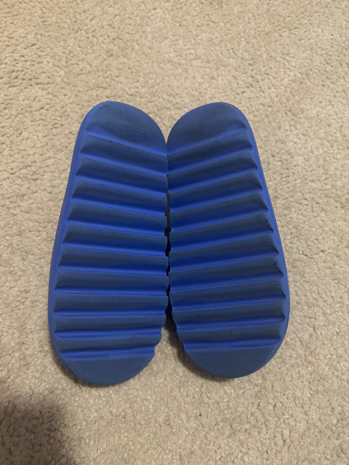 Yeezy Azure Adidas Yeezy Slide Size US 12 / EU 45 - 5 Thumbnail
