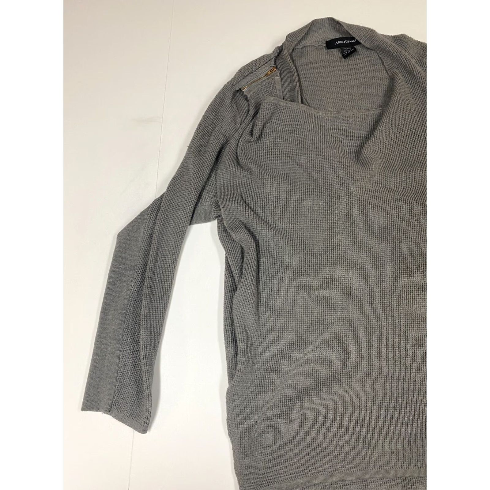 Vintage Ashley Stewart Sweater Cardigan Womens 26 Gray Drape Zip Crew Neck 1/4 Zip Lightweight Cable-Knit Long Sleeve Size 4XL / US 24-26 - 3 Thumbnail