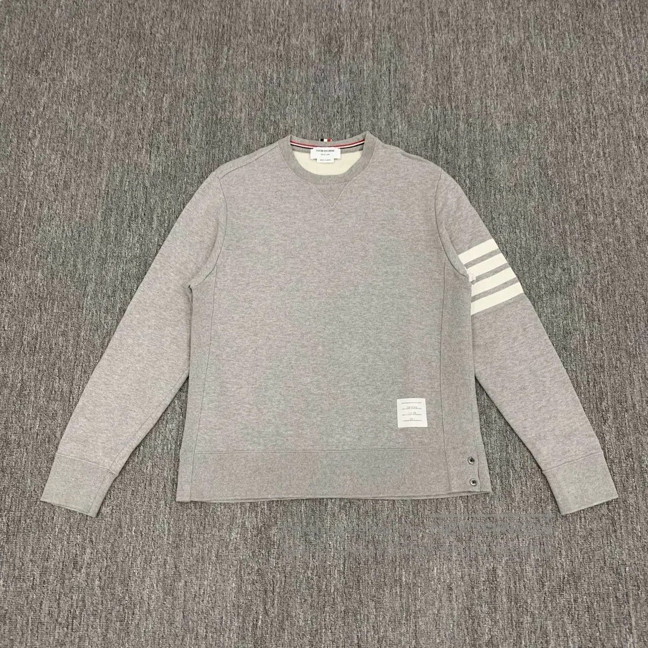 THOM BROWNE Grey 4-Stripe Sweatshirt.
