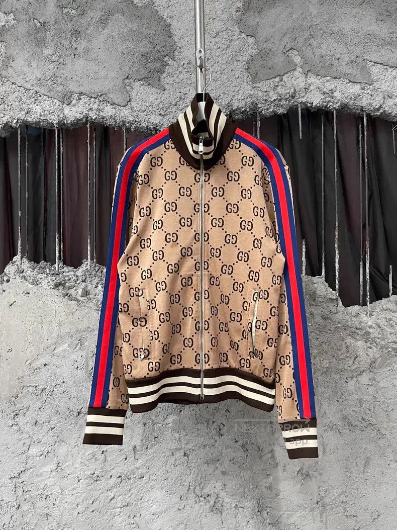 Gucci Gucci Full logo zipper jacket Size US S / EU 44-46 / 1 - 1 Thumbnail