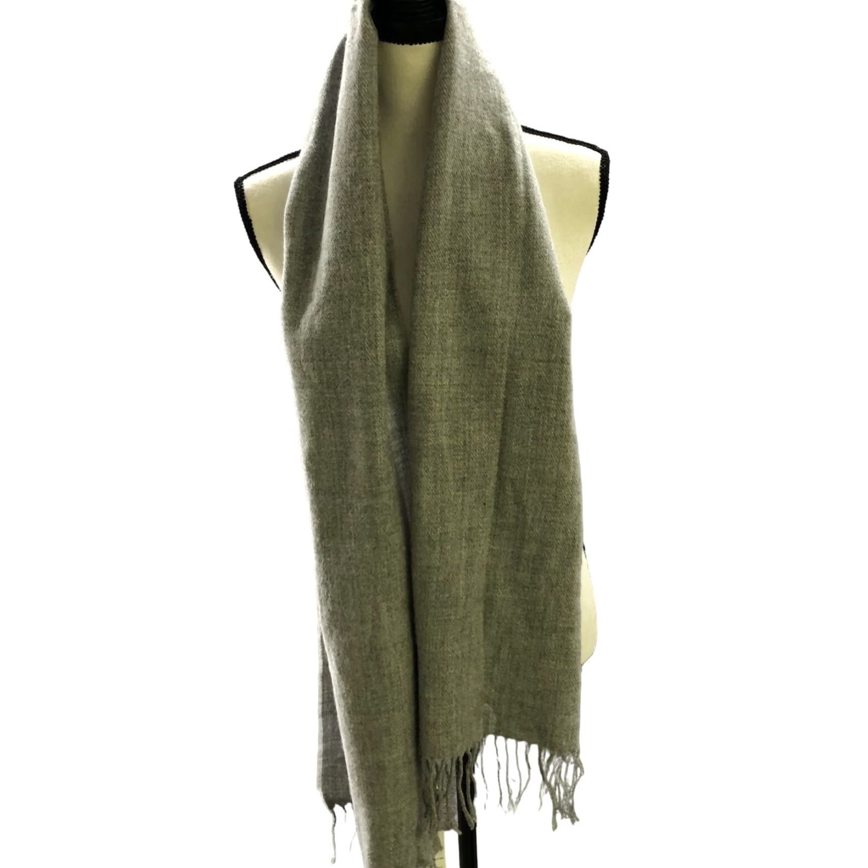 Old Navy VINTAGE OR NEW? Old Navy Winter Scarf - Rectangle Fringe - Unisex Knit Acrylic Gray, Neck Warmer, Fleece, One Size Size ONE SIZE - 2 Thumbnail
