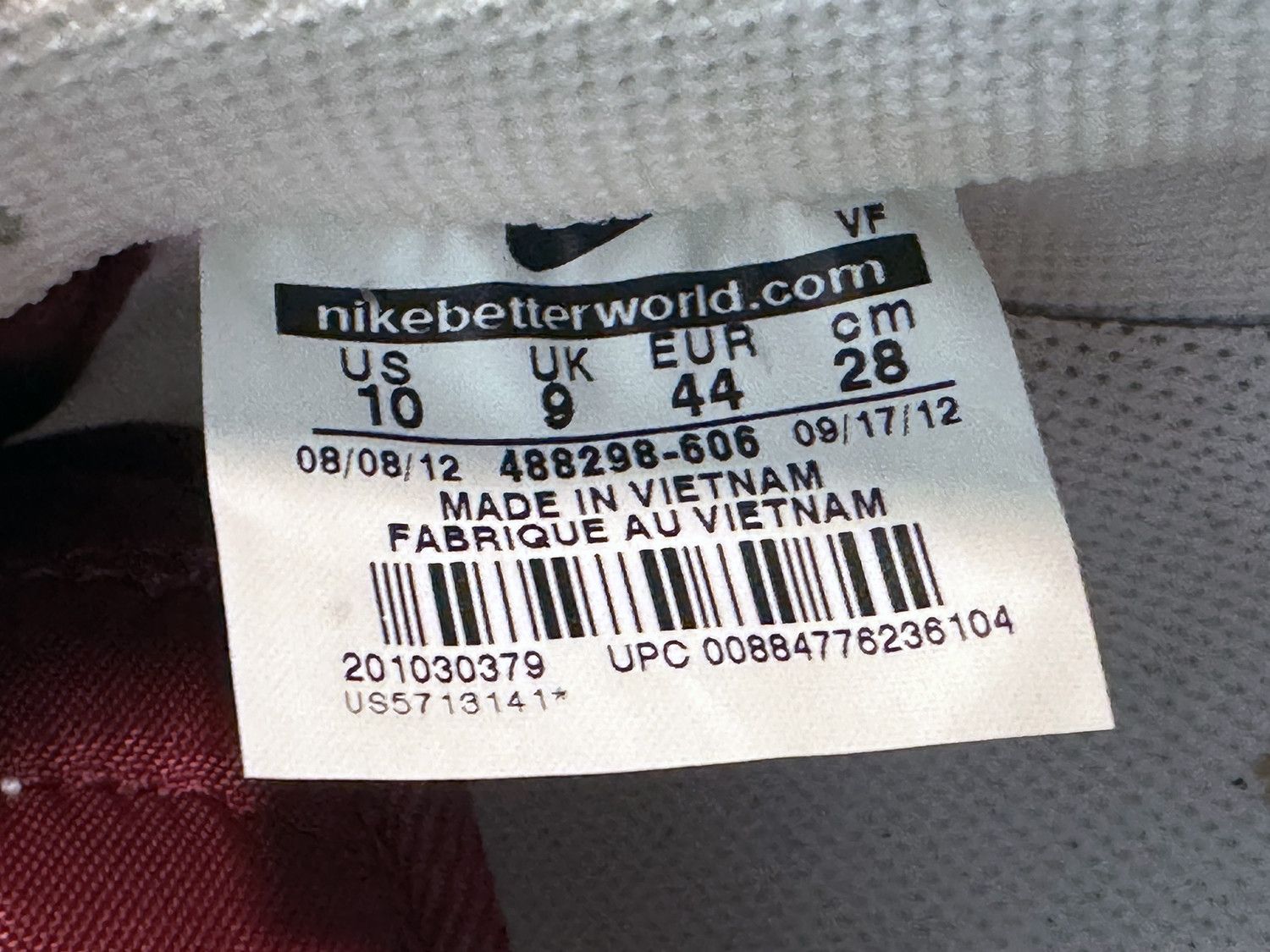 Nike 2013 Nike Air Force 1 HYPER RED White Chenille 488298 606 Size US 10.5 / EU 43-44 - 13 Thumbnail