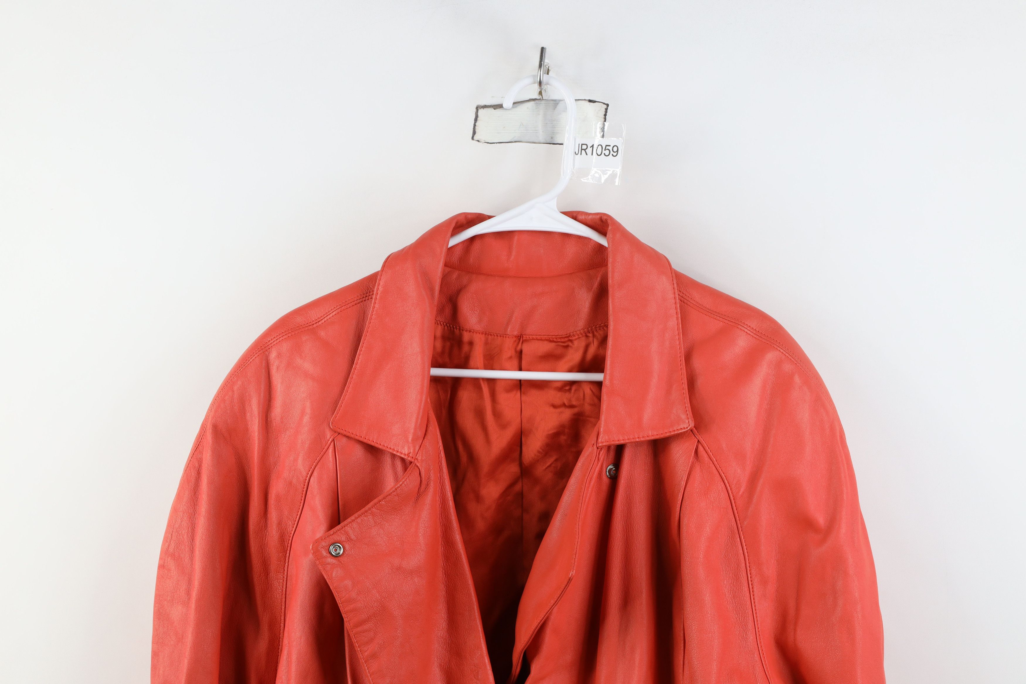 Vintage Vintage 80s Mid Mod Soft Leather Button Back Jacket Coral Size L / US 10 / IT 46 - 2 Thumbnail