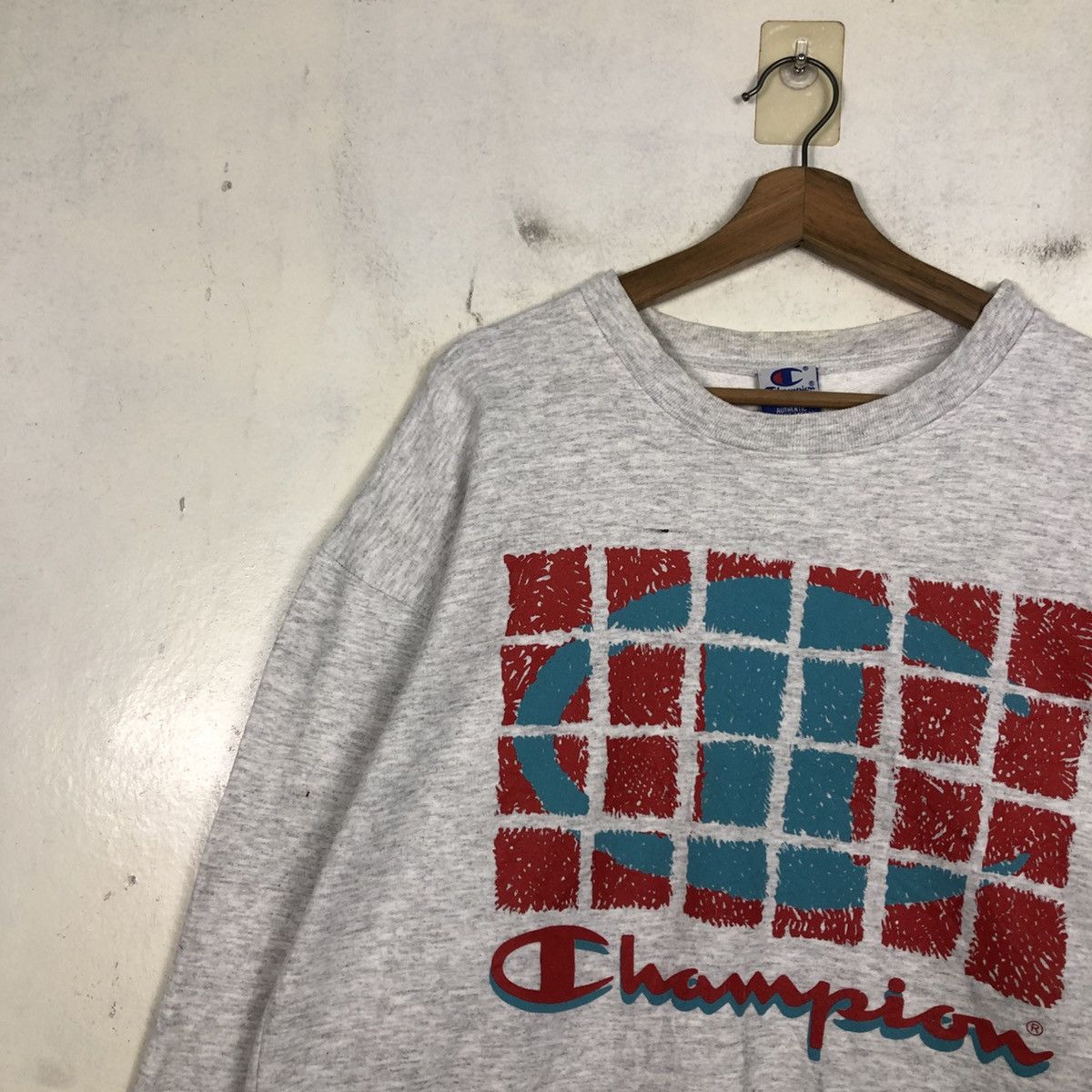 Vintage 📌Vintage Sweatshirt Crewneck Champion Big Logo Size US M / EU 48-50 / 2 - 9 Thumbnail