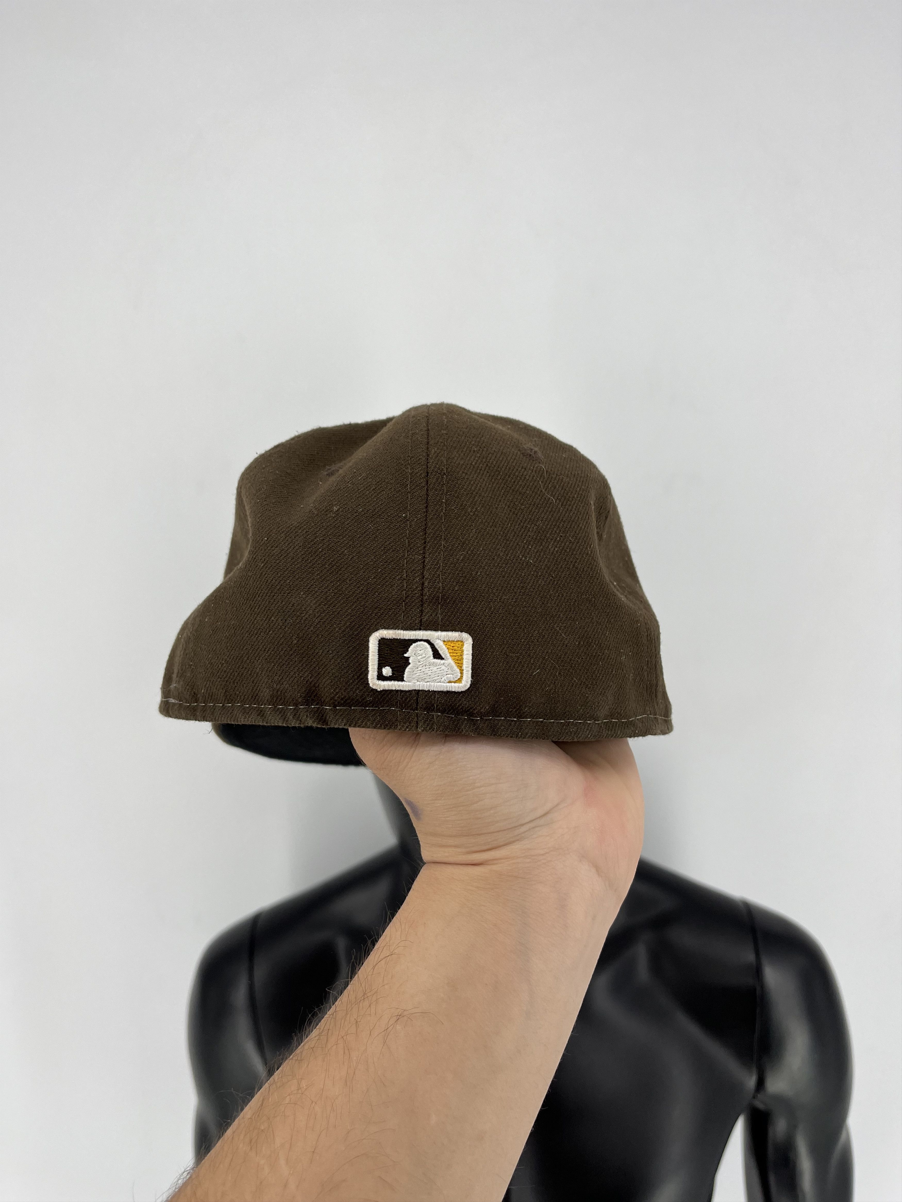 New Era Vintage Y2K Stretwear San Diego Padres fitted hat Size ONE SIZE - 4 Thumbnail