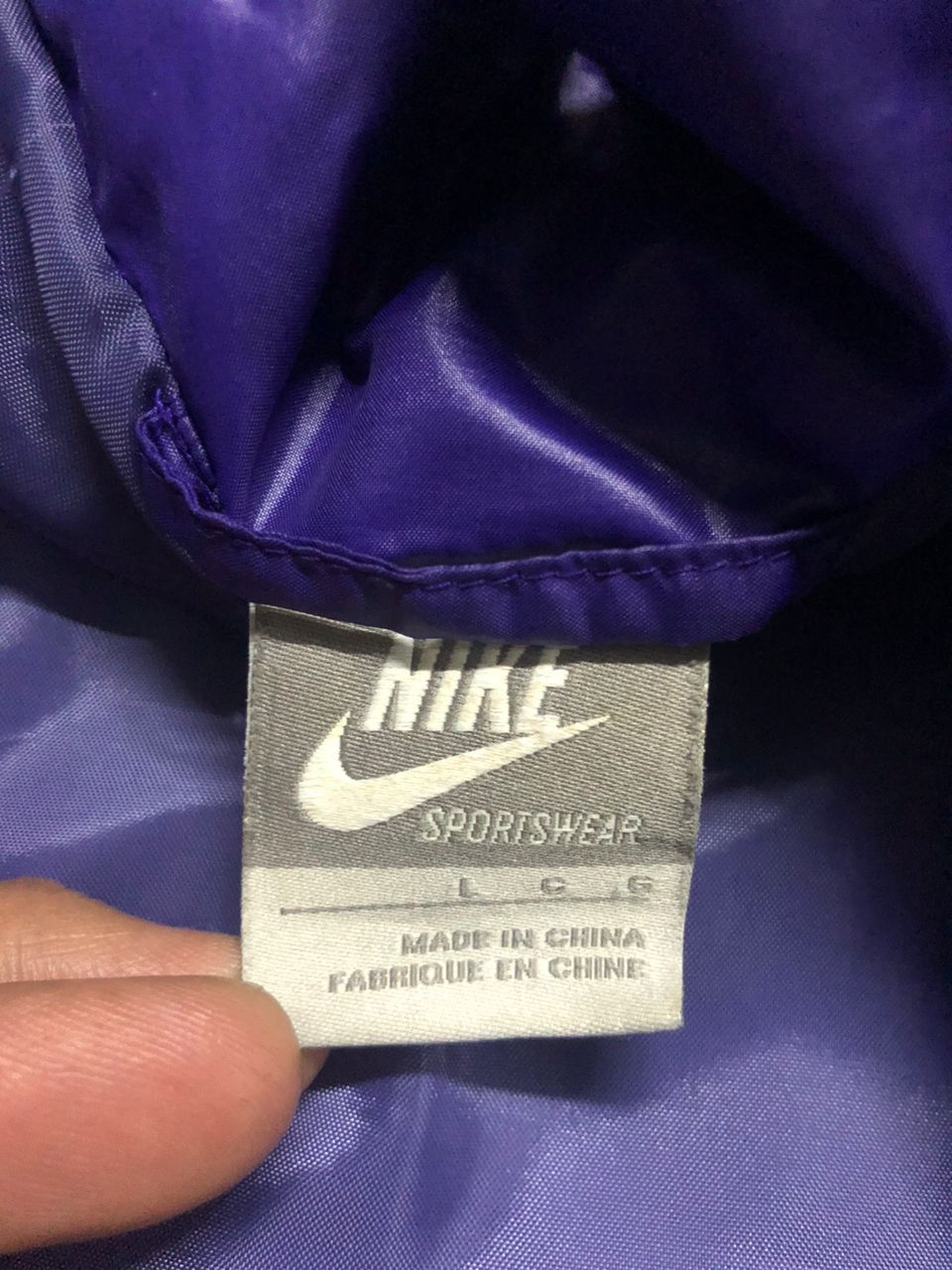 Nike VINTAGE Y2K NIKE LIGHT DOWN JACKET Size US L / EU 52-54 / 3 - 13 Thumbnail