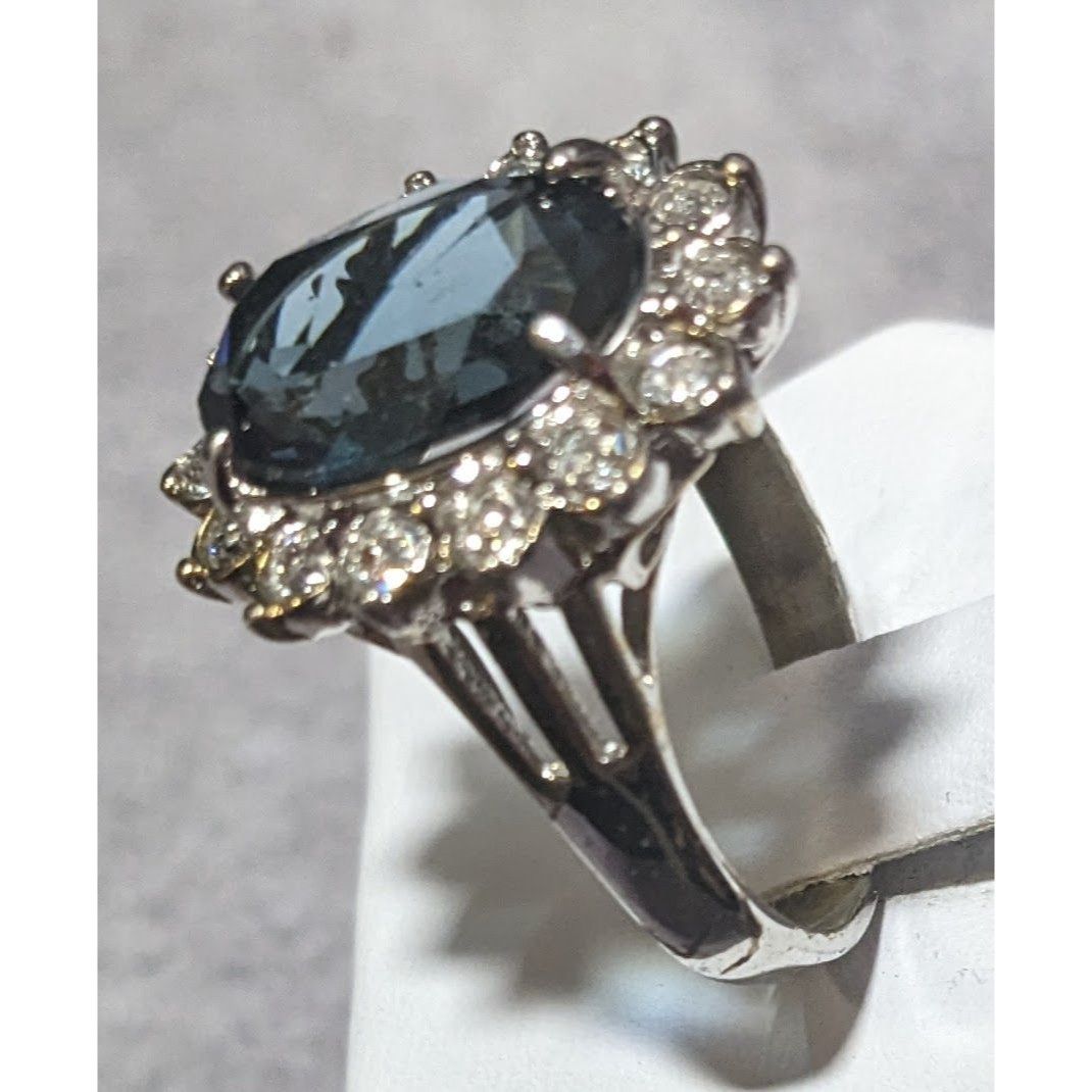 Other Elegant Whimsical Faux Sapphire Silver Tone Halo Ring Size 9 Size ONE SIZE - 2 Thumbnail