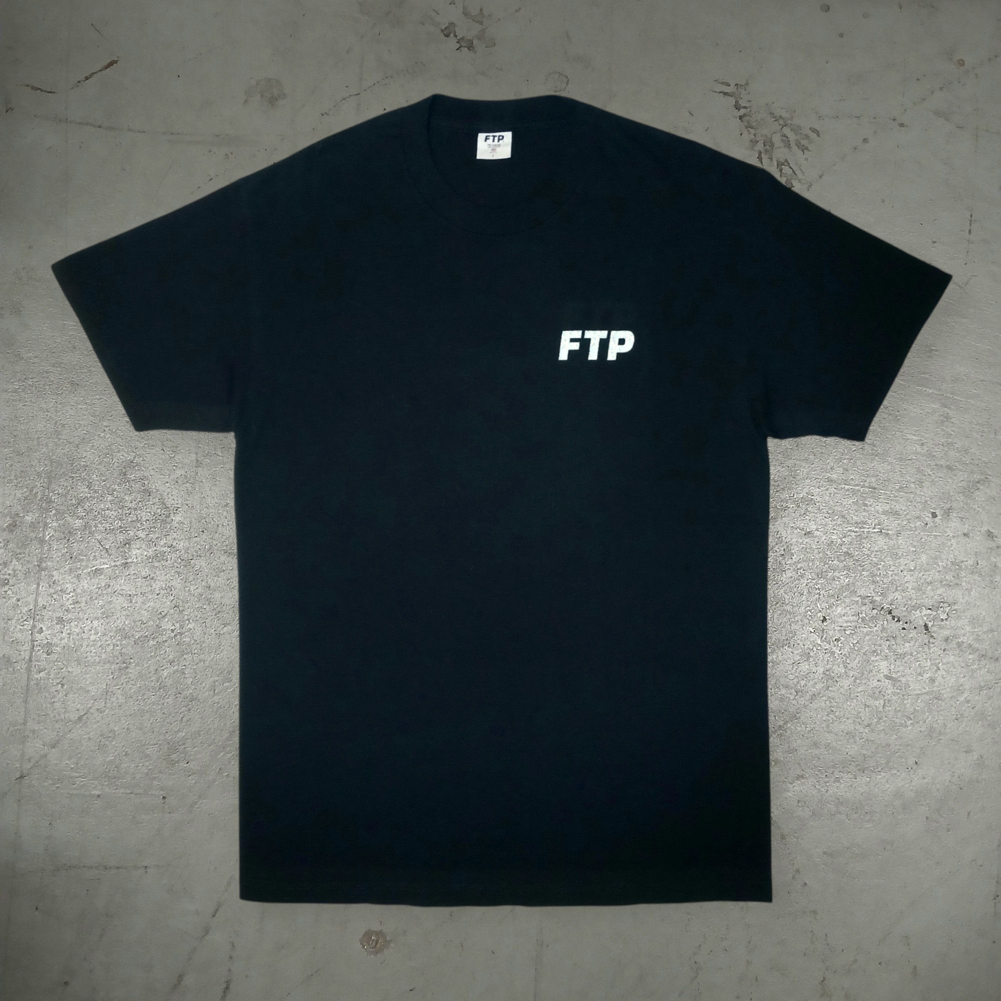 Foulplay Company × Fuck The Population FTP X Foulplay Logo Tee Size Large VNDS Size US L / EU 52-54 / 3 - 2 Thumbnail