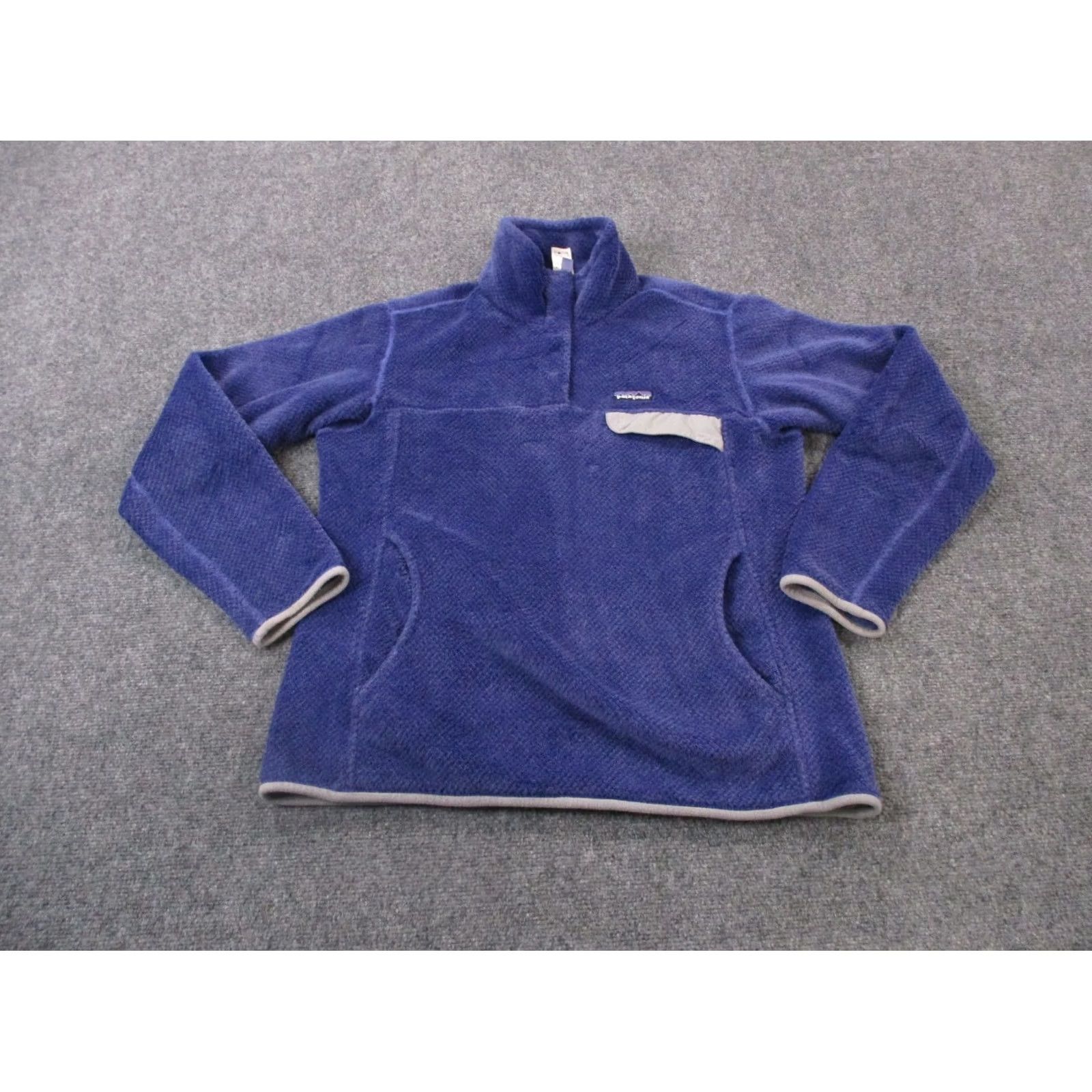 Patagonia Patagonia Jacket Women L Purple Fleece Outdoor Windproof Lightweight Pockets Logo Better Sweater 90s Style Mens Womens Size L / US 10 / IT 46 - 2 Thumbnail