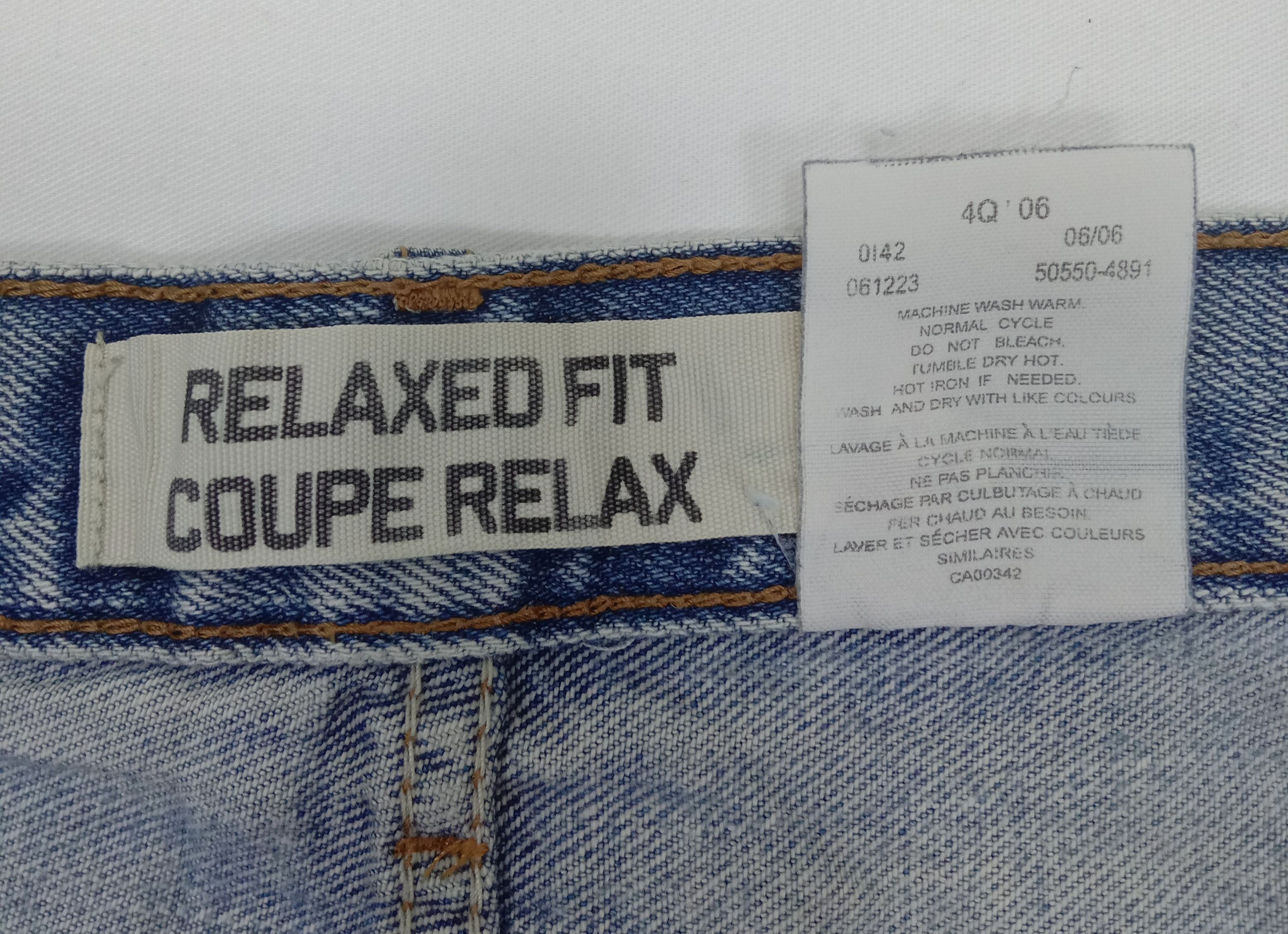 Levi's Vintage Levi's 550 Light Wash Jeans Relaxed Fit Denim Size US 33 - 10 Thumbnail