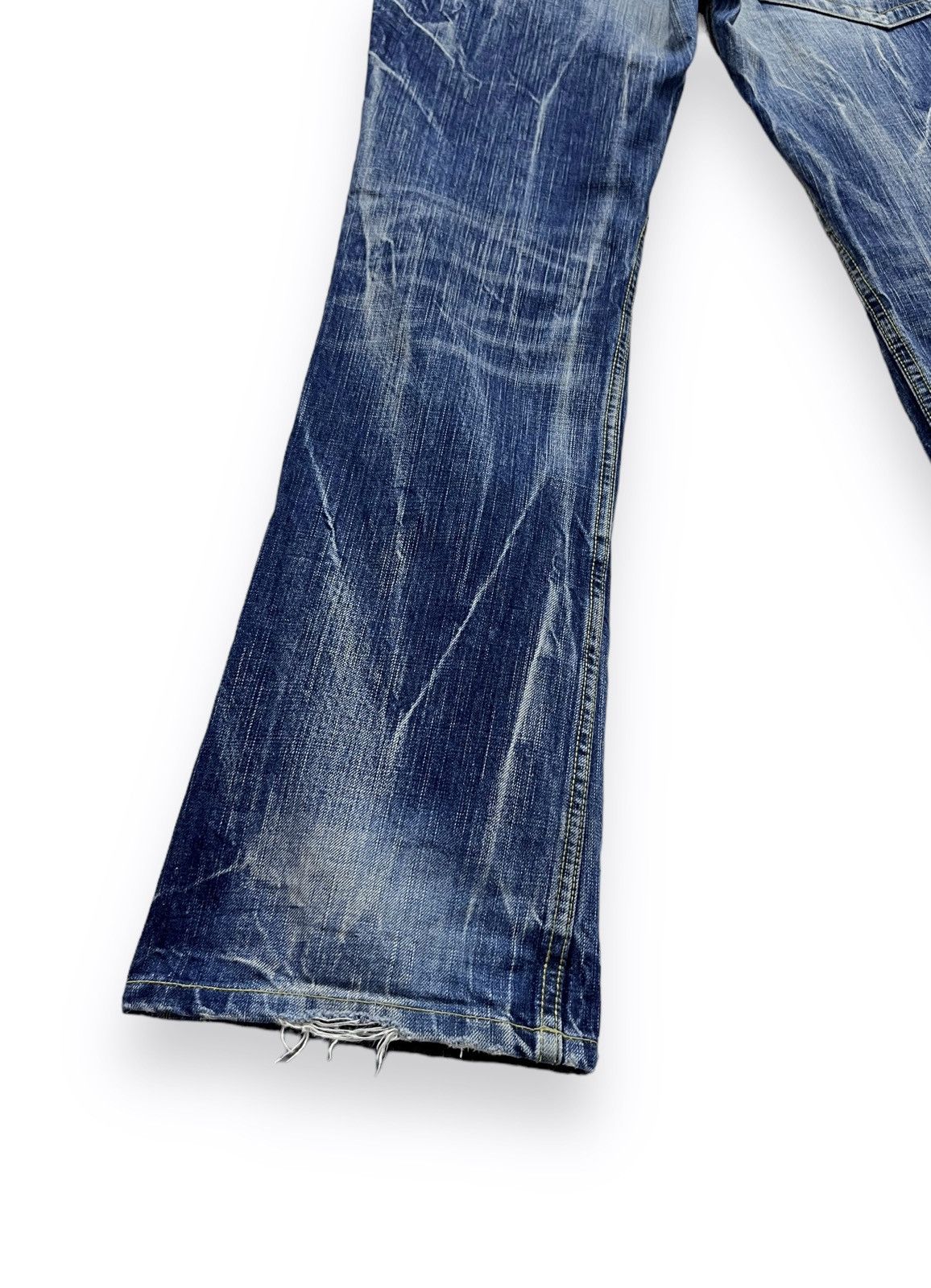 Onia VTG FLARE🔥ONIARAI Clawmark Whisker Distressed Blue Denim Size US 32 / EU 48 - 11 Thumbnail