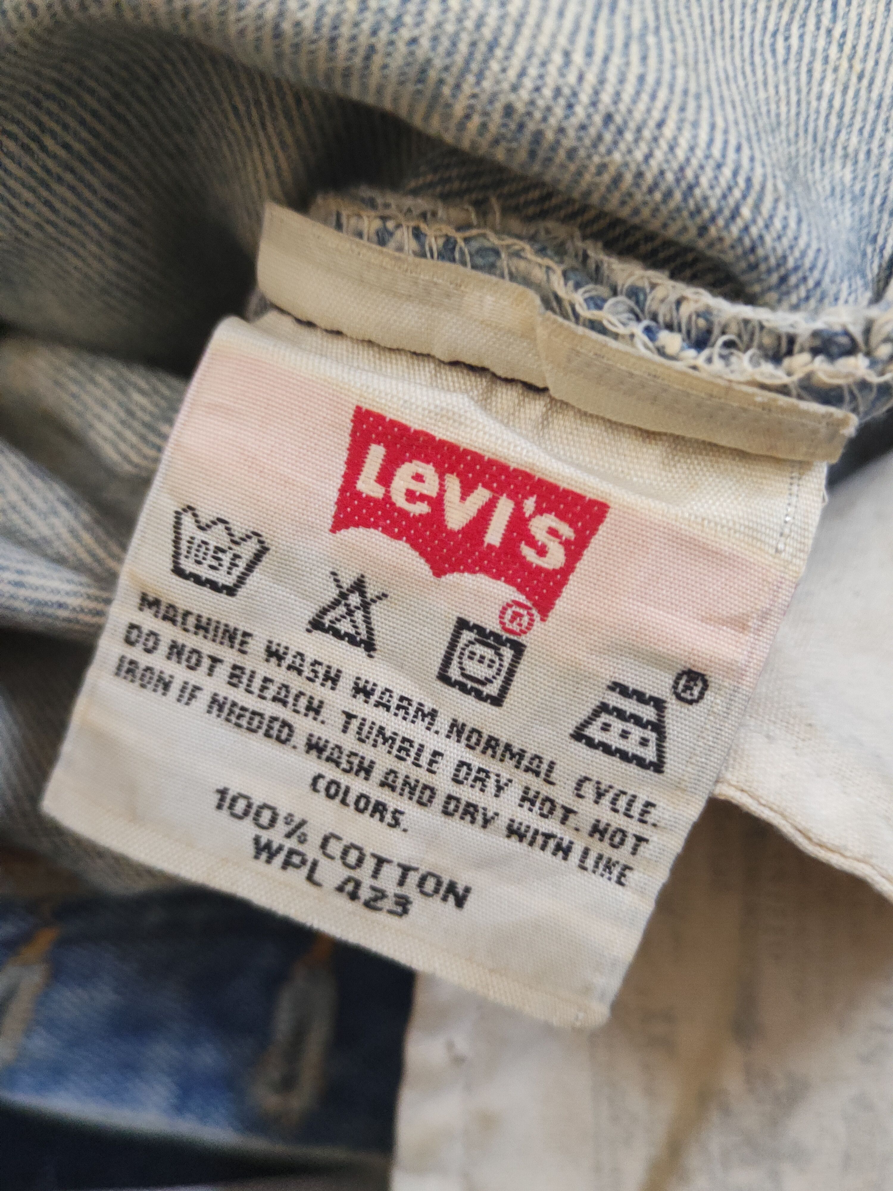 Levi's 501 Levis vintage Blue Distressed Ripped denim Jeans #W1619 Size US 34 / EU 50 - 18 Thumbnail
