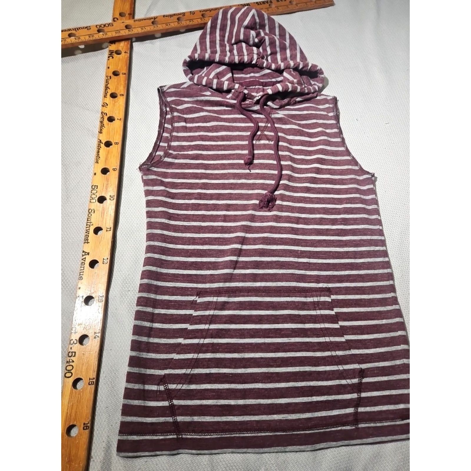 Aeropostale AeroPOSTALE Hoodie Mens XS Red Burgundy Gray Stripe Pullover Hooded Sleeveless Tank Top Size US XS / EU 42 / 0 - 3 Thumbnail