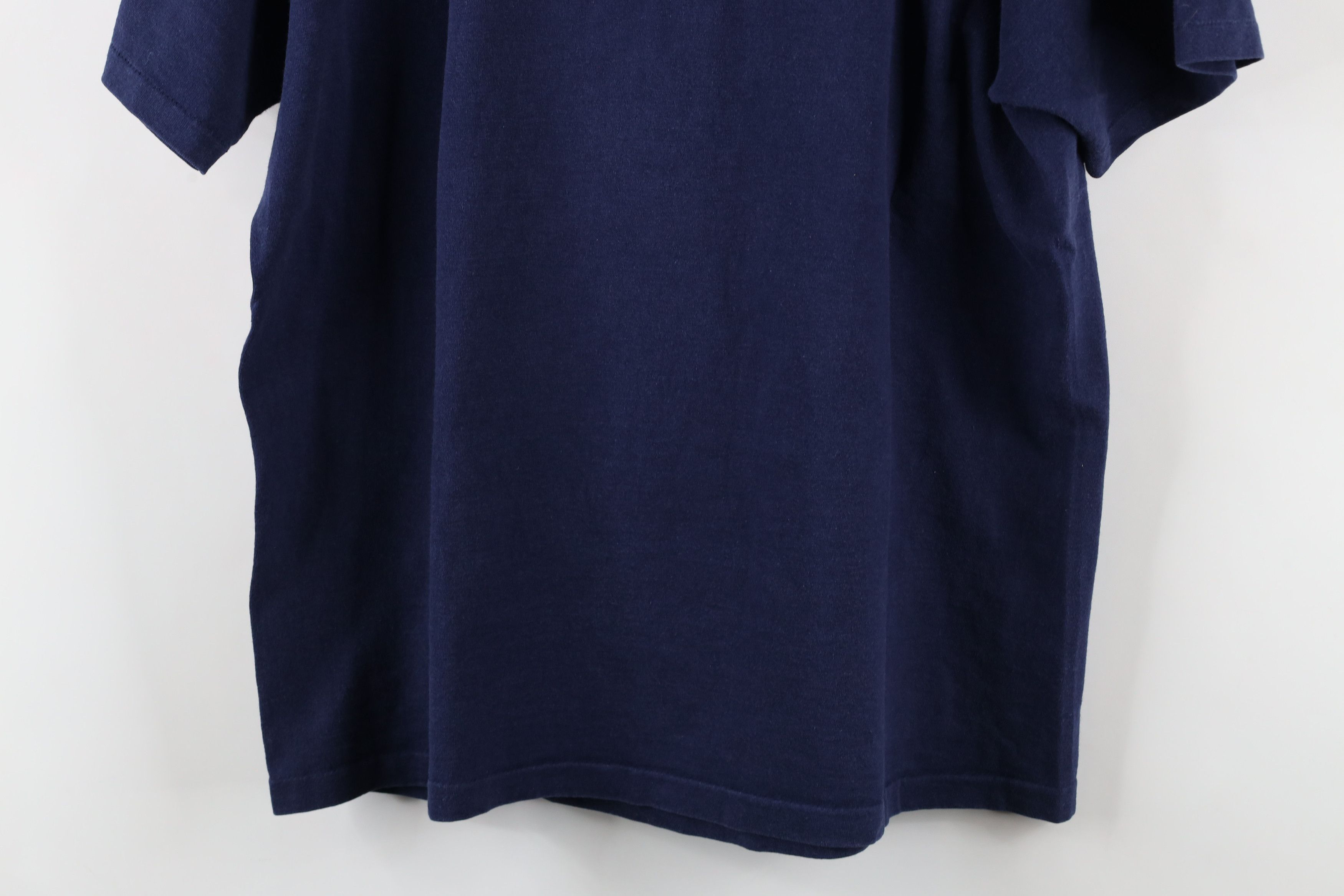 Vintage Vintage 90s Streetwear Out University of Italy T-Shirt USA Size US XL / EU 56 / 4 - 10 Thumbnail