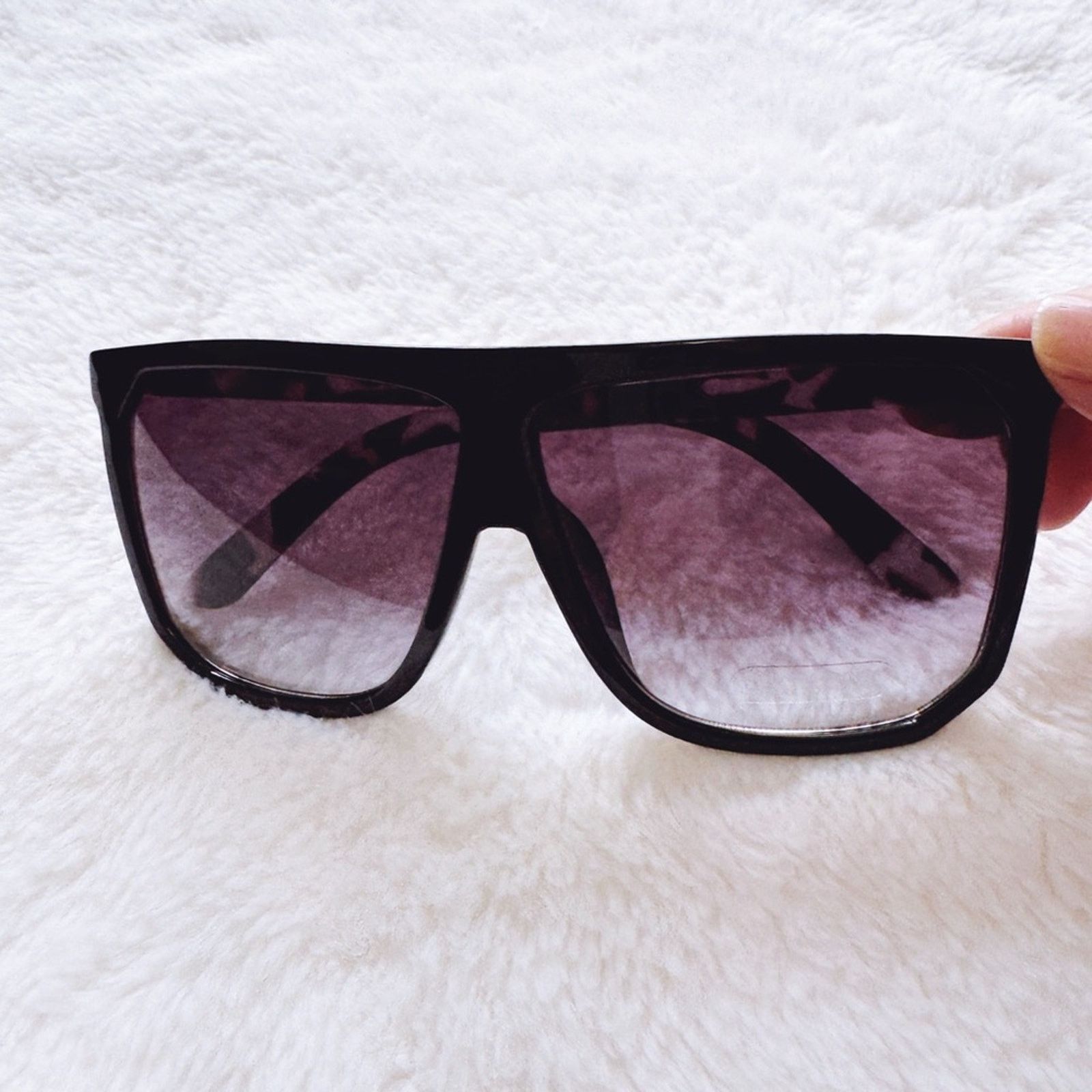 Other Kira Black Oversized Sunglasses Size ONE SIZE - 2 Thumbnail