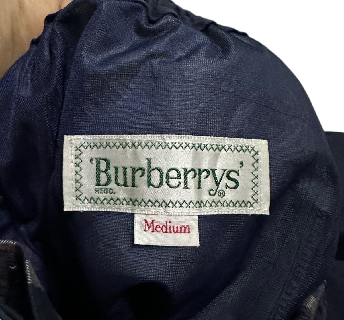 Burberry vintage Burberrys of London Nova Check design short skirt Size 27" / US 4 / IT 40 - 7 Thumbnail