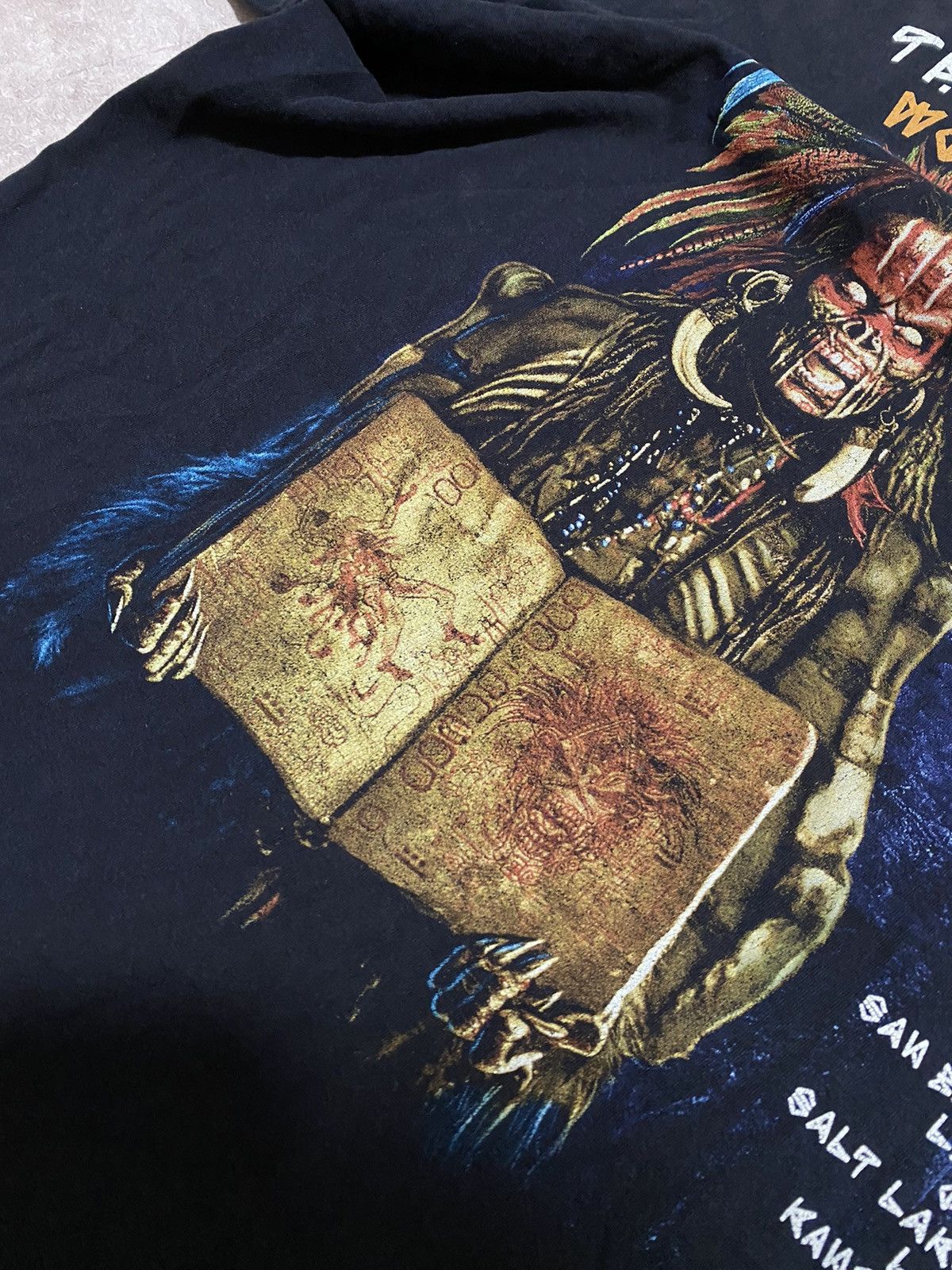 Iron Maiden Vintage Iron Maiden 2017 World Tour Shirt The Book of Souls Size US XL / EU 56 / 4 - 14 Thumbnail