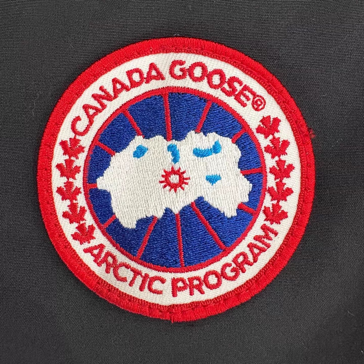 Canada Goose Canada Goose Classic Down Red Label Black Vest L Size US L / EU 52-54 / 3 - 2 Thumbnail