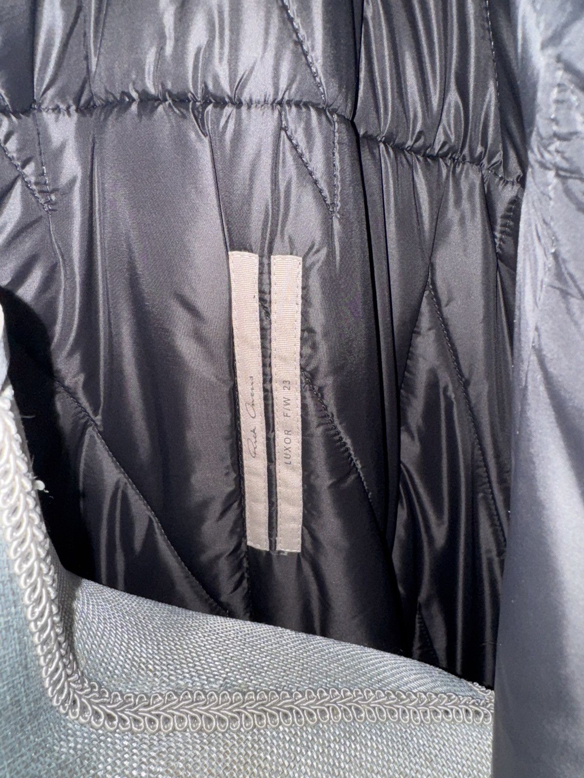 Rick Owens RICK OWENS MEN RR02C7921 BR HOODED LINER COAT BLACK Size US M / EU 48-50 / 2 - 7 Thumbnail