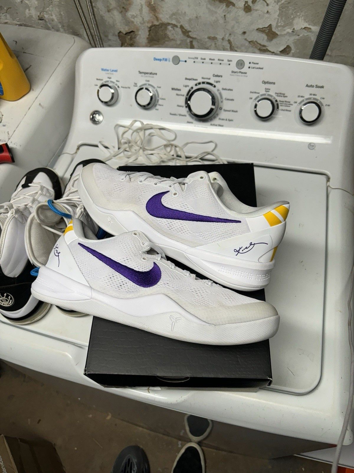 Nike Nike Kobe 8 Protro Lakers Home Size US 11 / EU 44 - 1 Thumbnail