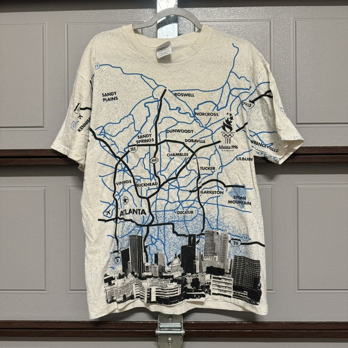 Hanes × USA Olympics × Vintage vintage 90s 1996 Atl Atlanta Olympics city skyline AOP Size US L / EU 52-54 / 3 - 1 Thumbnail