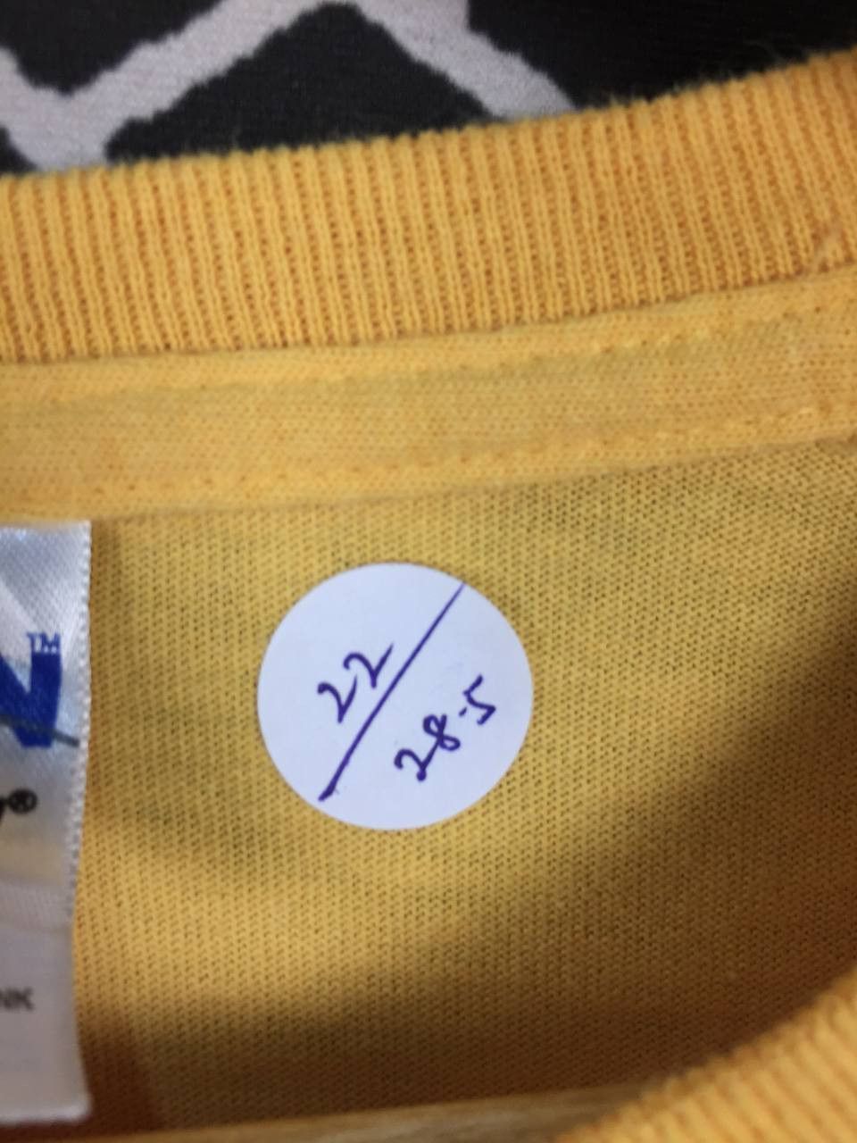 Vintage Every Good Gift And Perfect Gift Is From Above Statement Tee Size US L / EU 52-54 / 3 - 10 Thumbnail