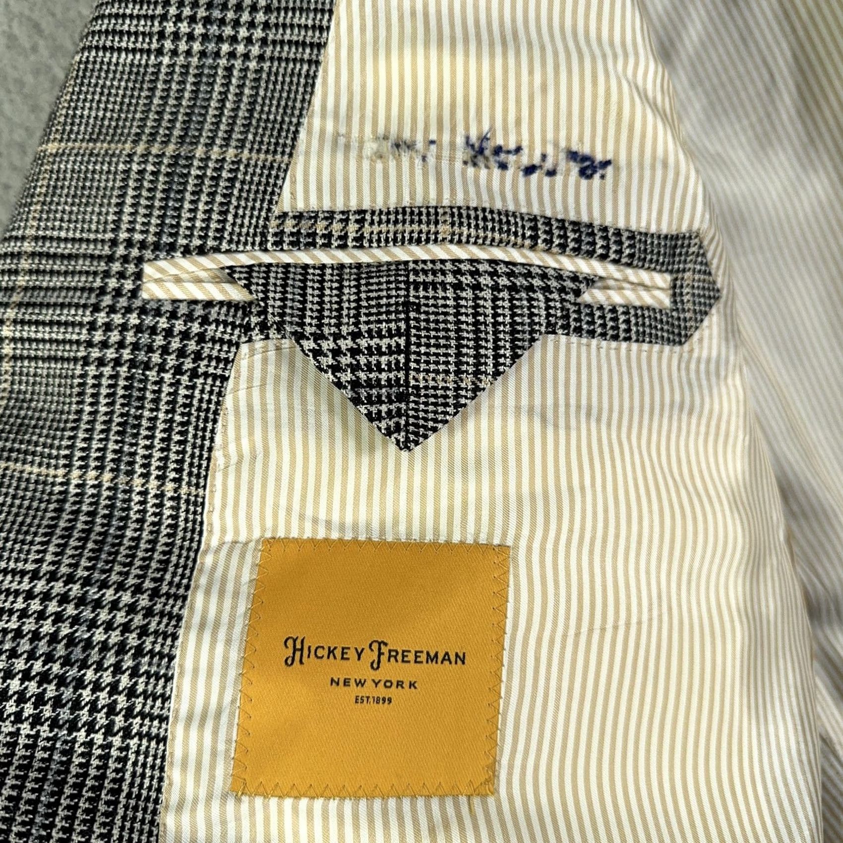 Vintage Hickey Freeman Sport Coat Jacket Gray Glen Plaid 2 Button Custom MTM E THOMAS Italy Wool Silk Linen 43 Regular Mens Jacket Coat Size US XS / EU 42 / 0 - 4 Thumbnail