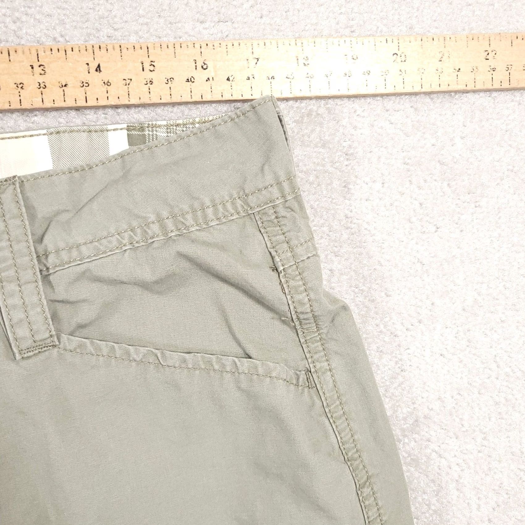 Lee Vtg Riders by Lee Cargo Shorts Women’s 16 Green 5" Mid Rise 5-Pocket Casual Cotton Blend Denim Style 90s Size 38" / US 16 / IT 52 - 7 Thumbnail