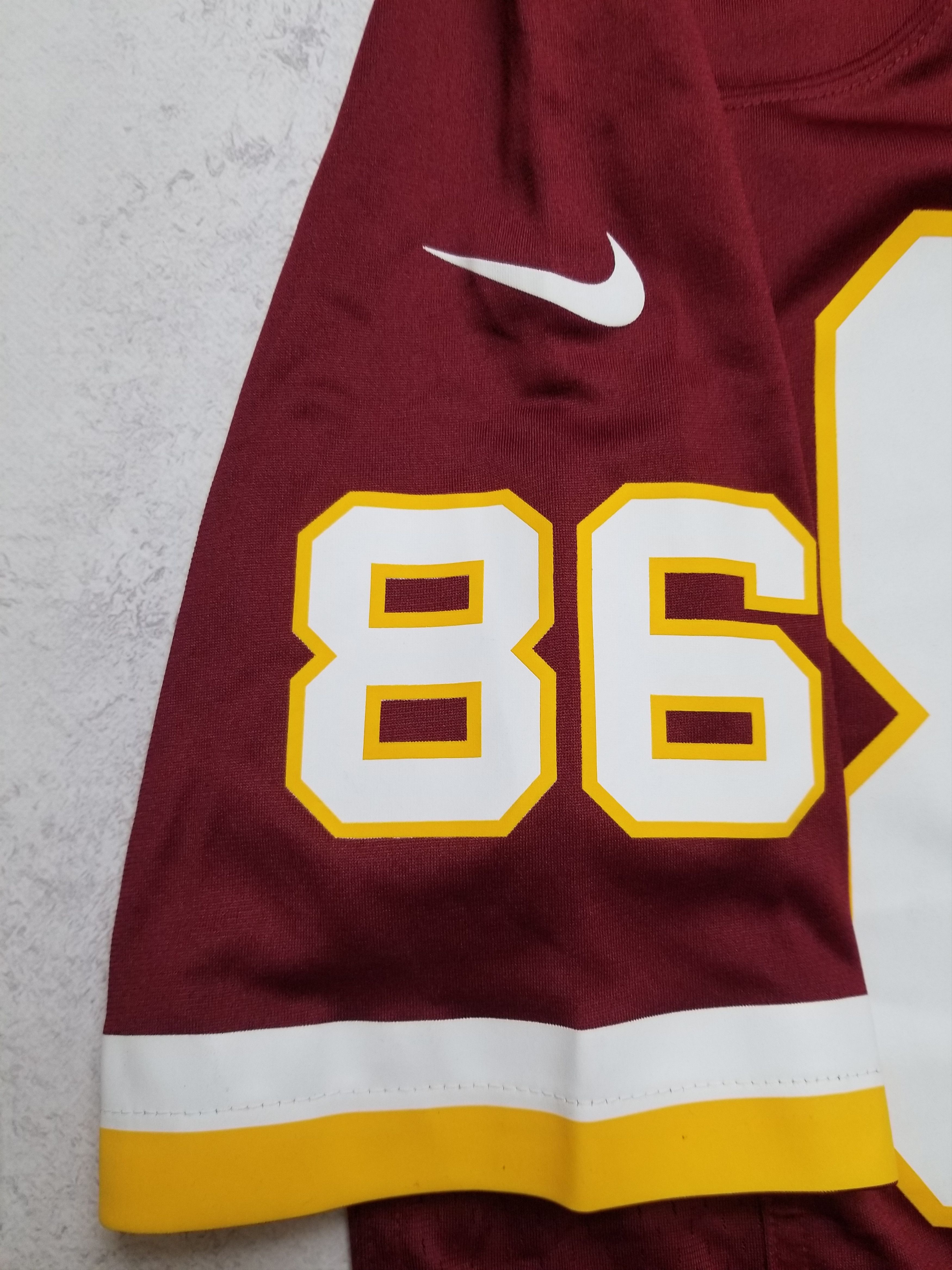 Nike Nike Washington Redskins Reed #86 Burgundy NFL Jersey Size US S / EU 44-46 / 1 - 9 Thumbnail