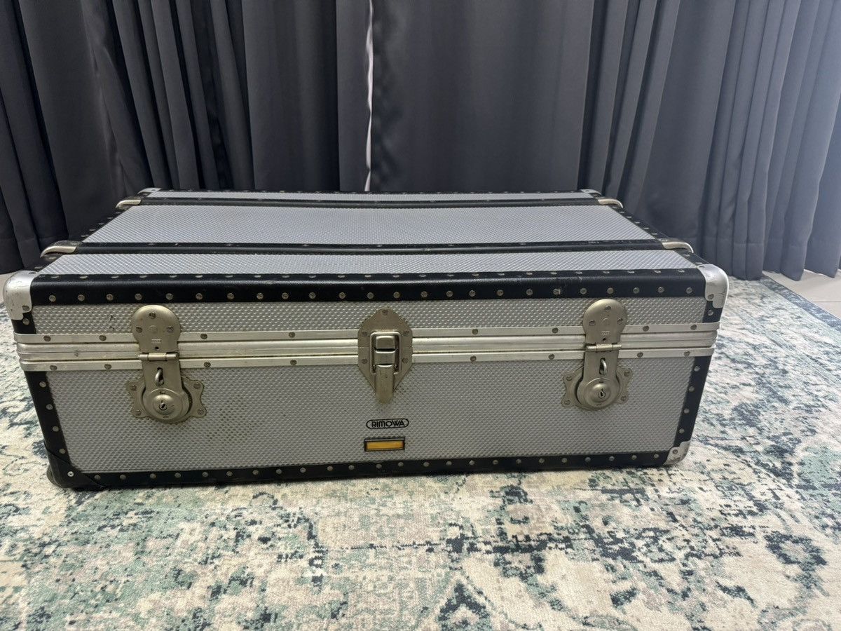 Rimowa 1950s 2 WHEELERS GIGANTIC RIMOWA ALUMINIUM CASE TRAVEL BAG Size ONE SIZE - 9 Thumbnail
