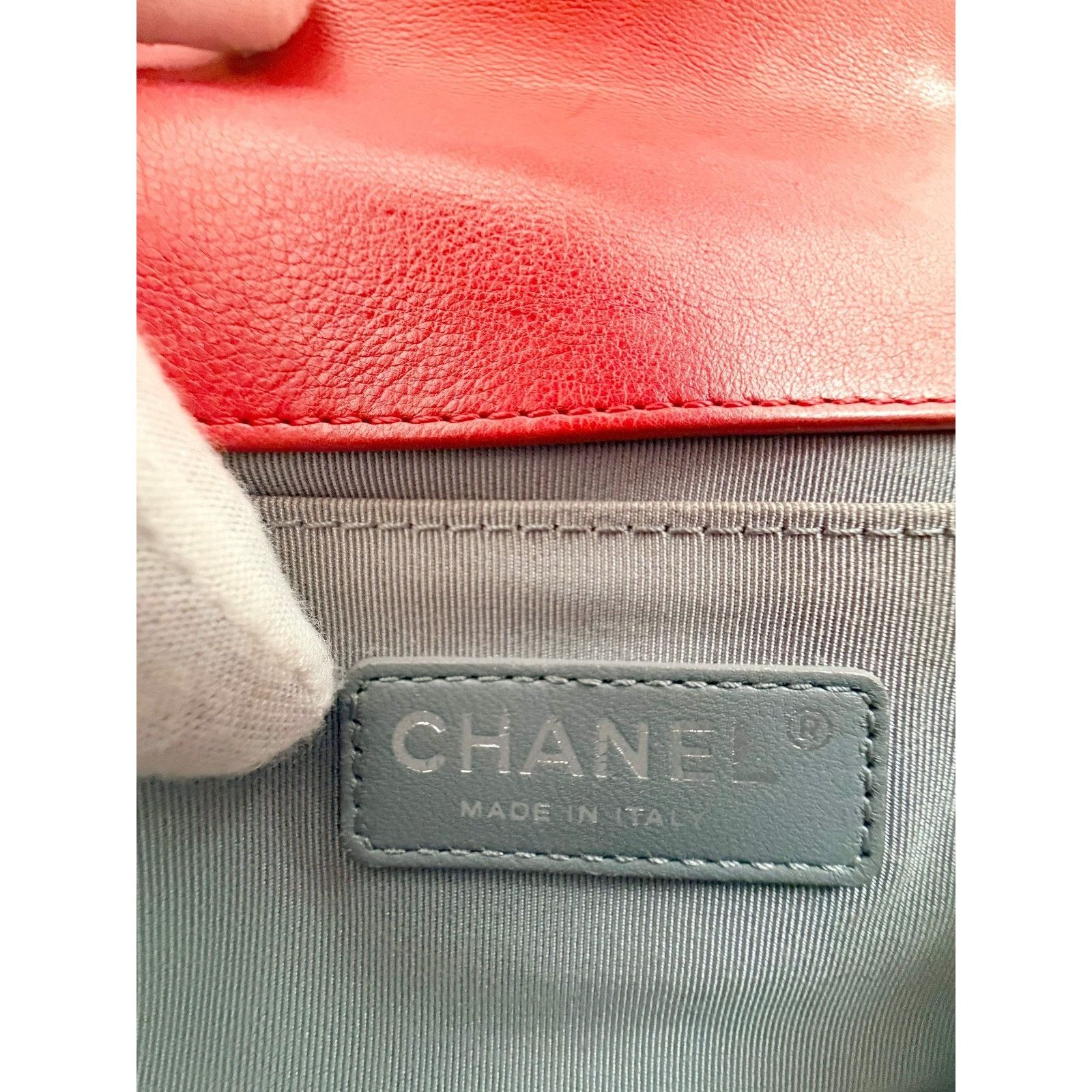 Chanel Chanel Boy Bag Small Quilted Lambskin Leather Chain Shoulder Size ONE SIZE - 16 Thumbnail