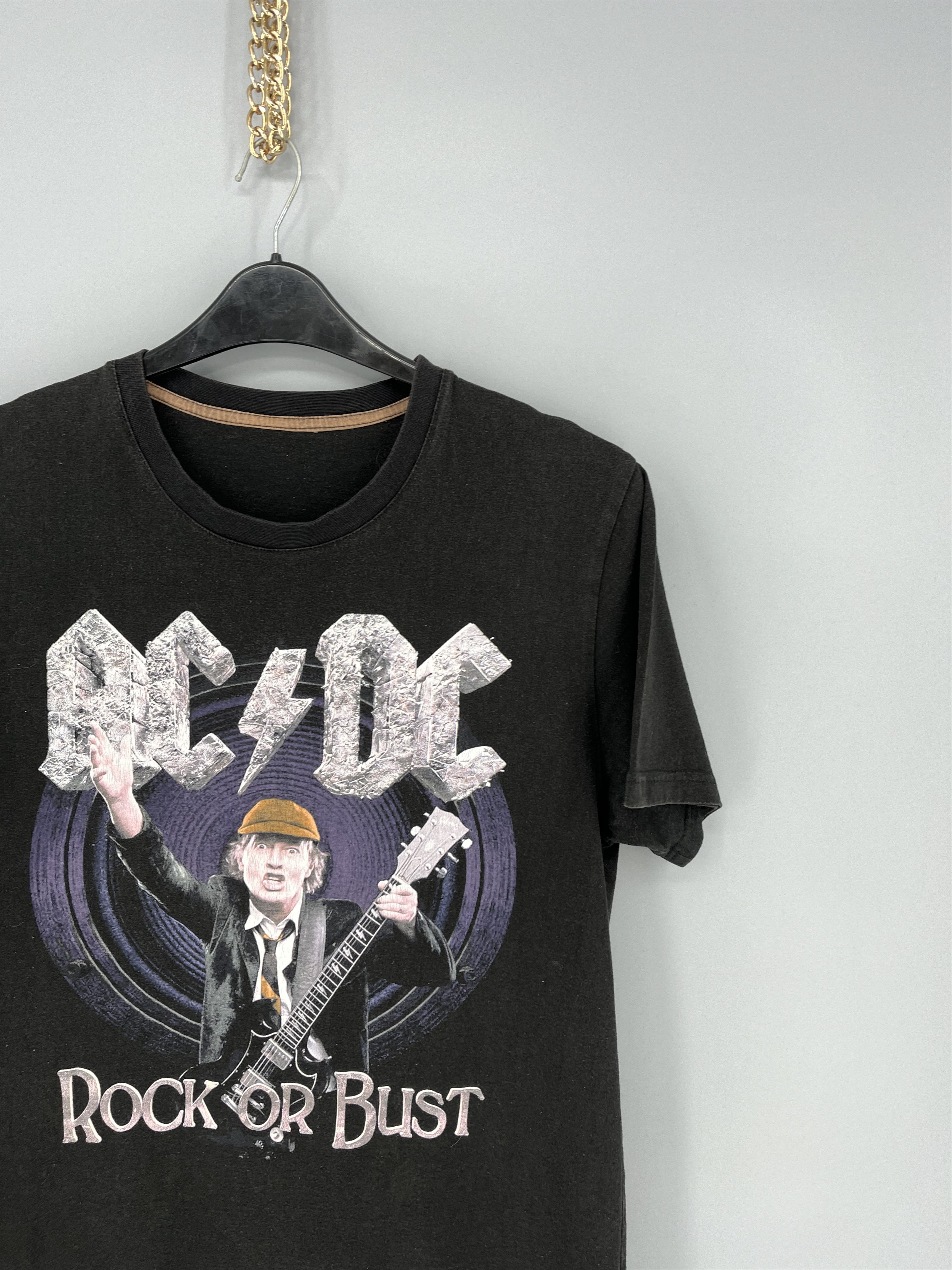 AC/DC × Band Tees Vintage Y2K AC/DC Band Rock Tour Tee Streetwear Style Size US M / EU 48-50 / 2 - 6 Thumbnail