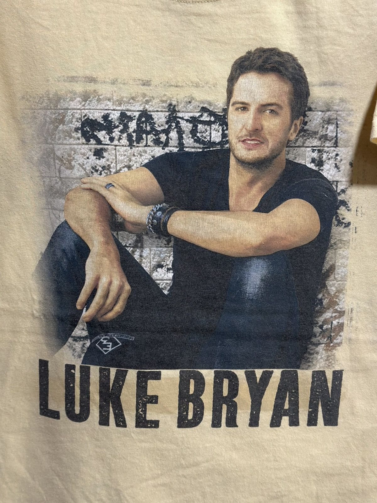 Band Tees × Vintage Vintage Luke Bryan You Can Crash My Party Anytime Faded Tee Size US M / EU 48-50 / 2 - 2 Thumbnail