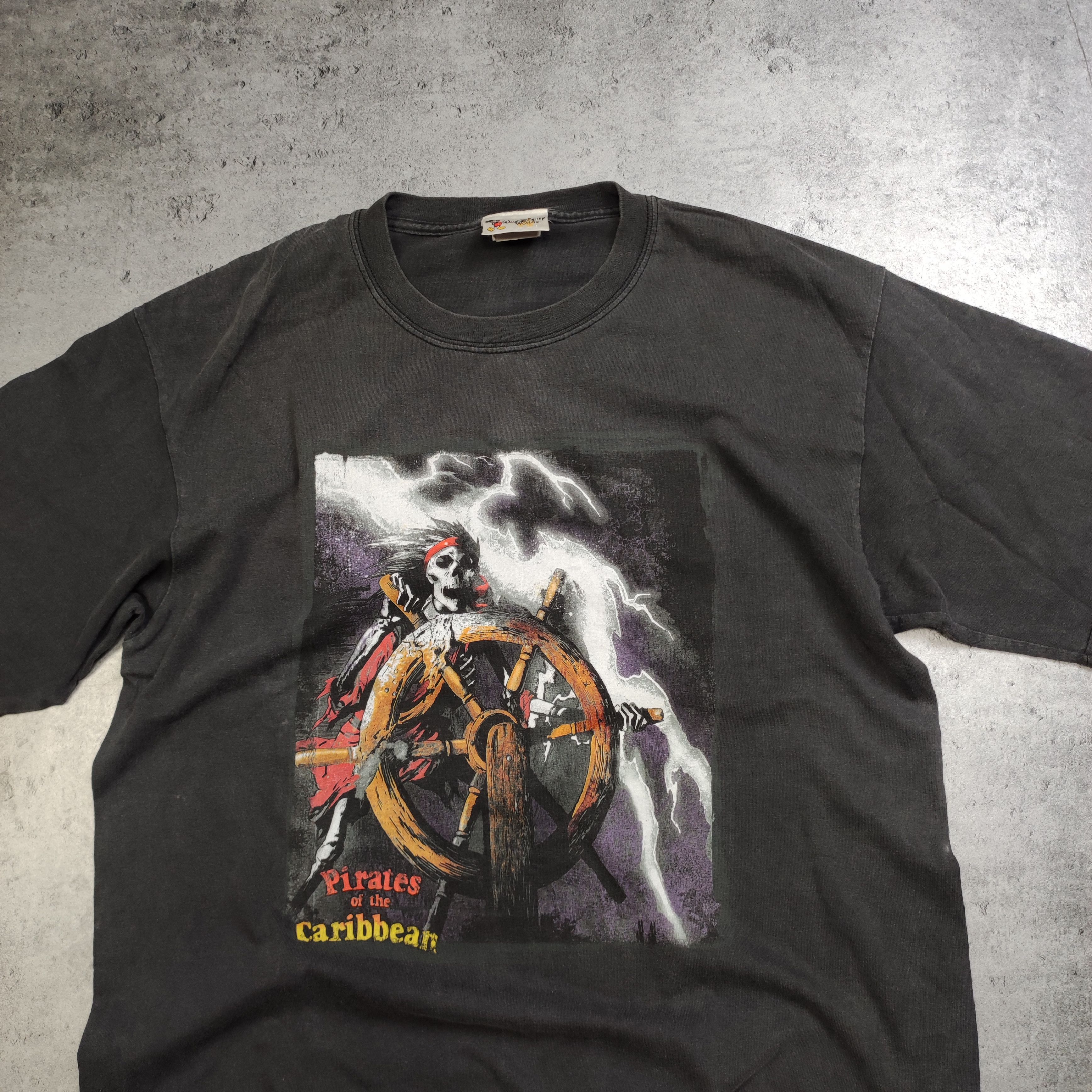 Disney × Vintage RARE Pirates of the Caribbean Vintage Disneyland Washed Tee Size US L / EU 52-54 / 3 - 4 Thumbnail