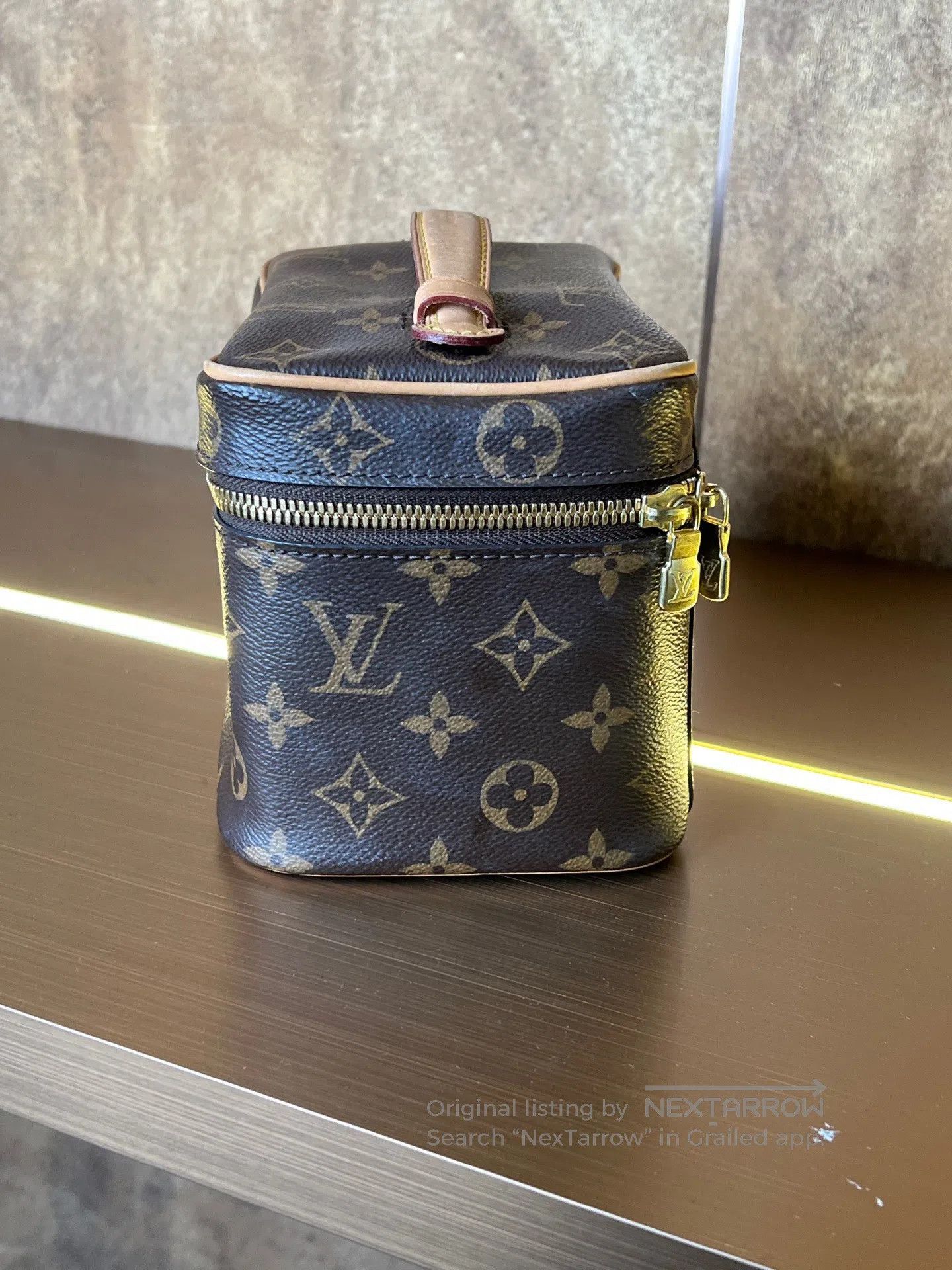 Louis Vuitton Louis Vuitton Makeup Bag| Size ONE SIZE - 4 Thumbnail