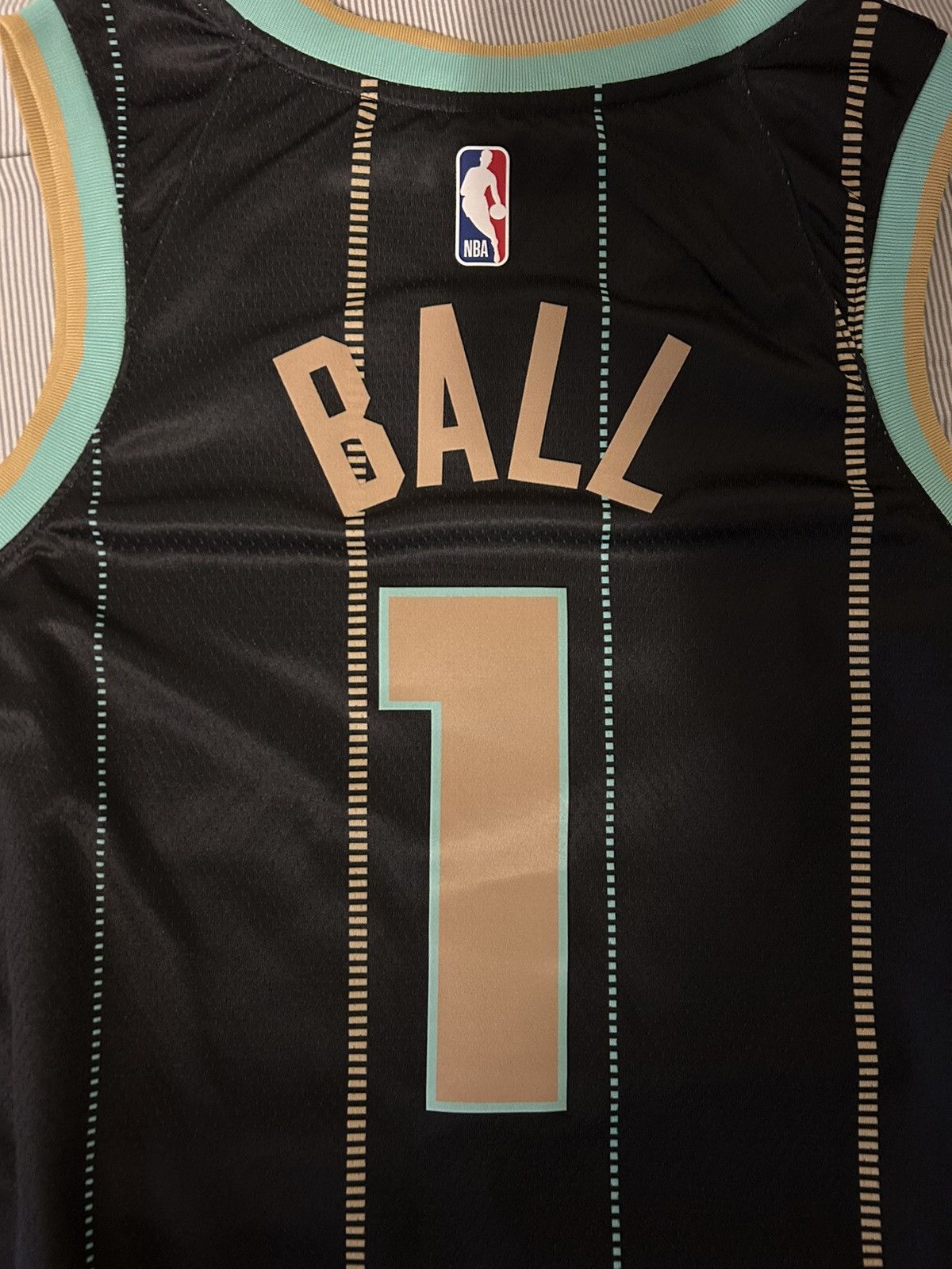 Jordan Brand × Nike Lamelo Ball Jersey “CLT 1” Size US S / EU 44-46 / 1 - 5 Thumbnail