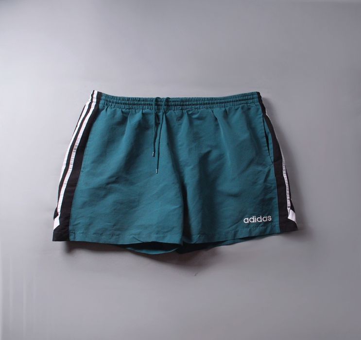 Adidas store torsion shorts