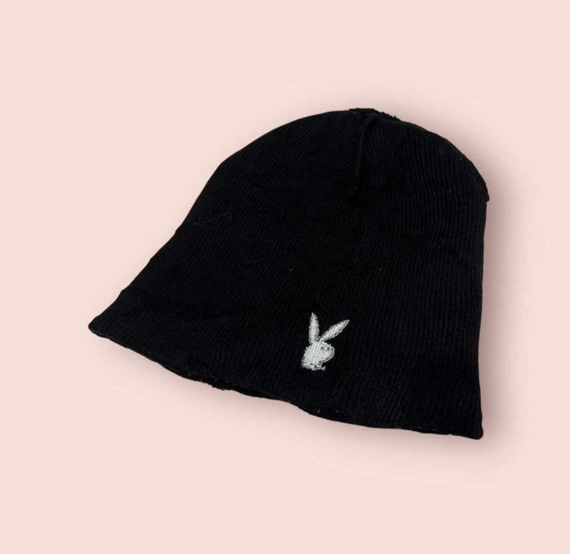 Playboy VINTAGE EMBROIDERED SMALL BUNNY LOGO PLAYBOY BEANIE Size ONE SIZE - 16 Thumbnail