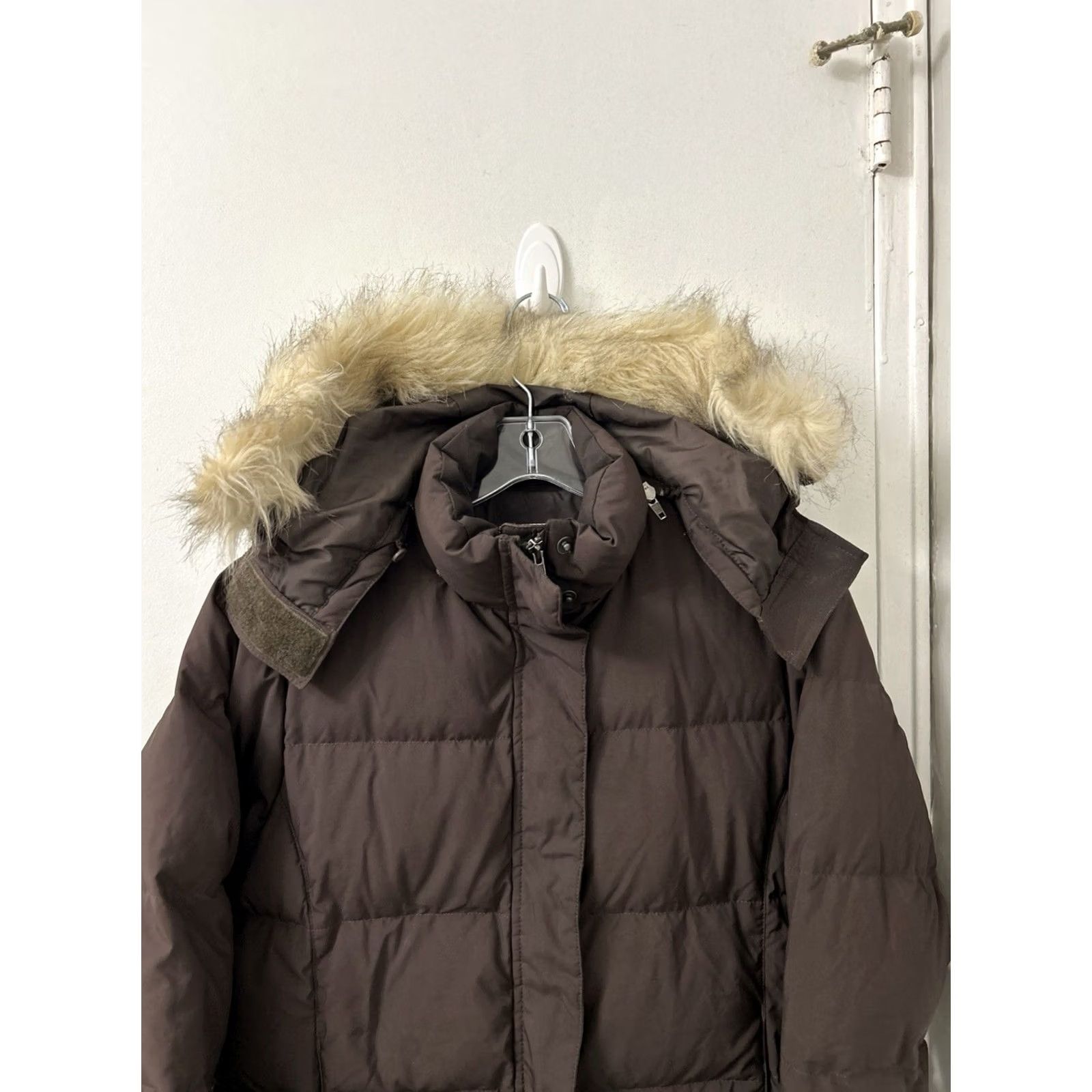 Vintage L.L. Bean Puffer Jacket Womens S Brown Fur Hood Full Zip L/S Jacket Size S / US 4 / IT 40 - 2 Thumbnail